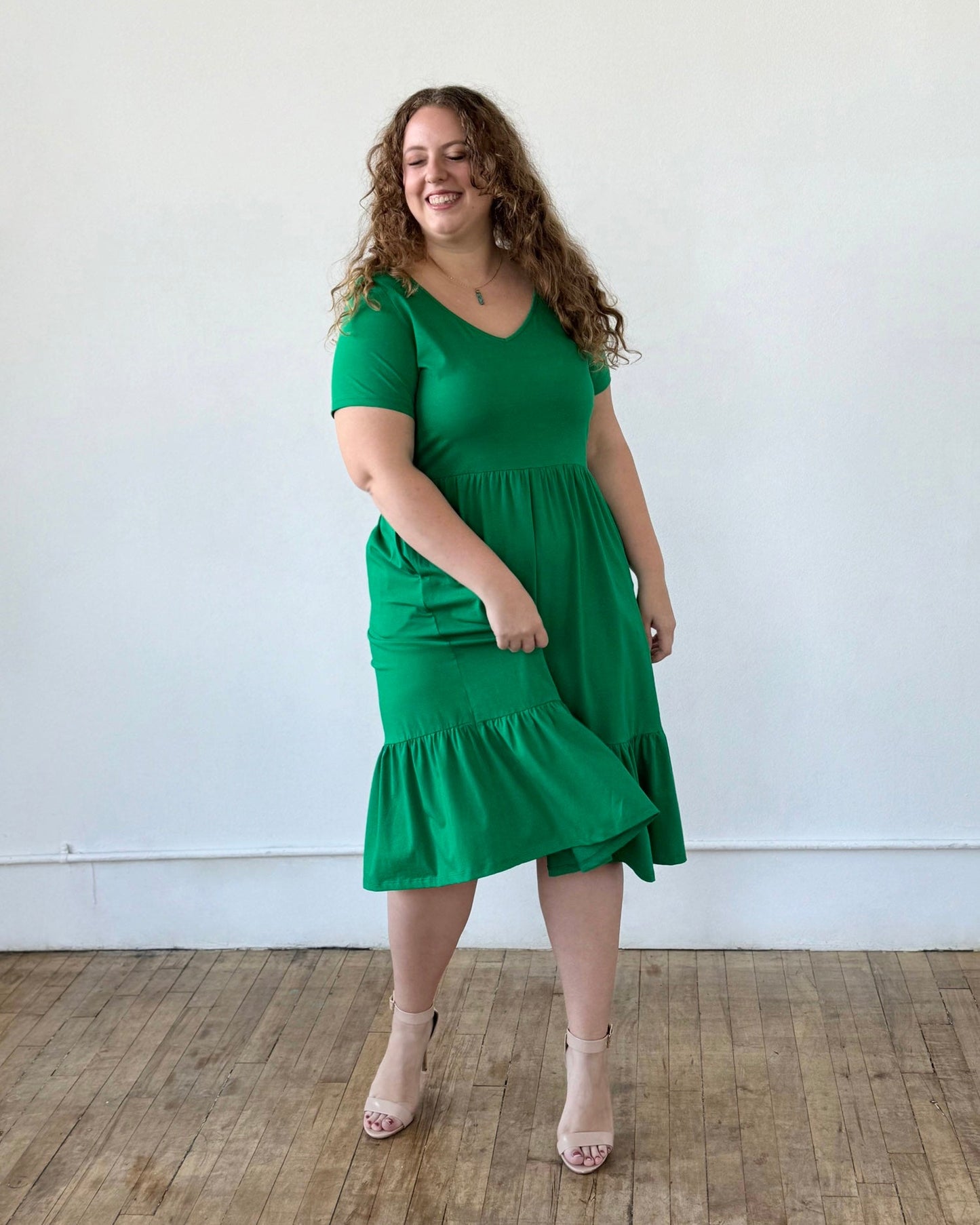 JAYDE Tiered Dress in Leaf Green