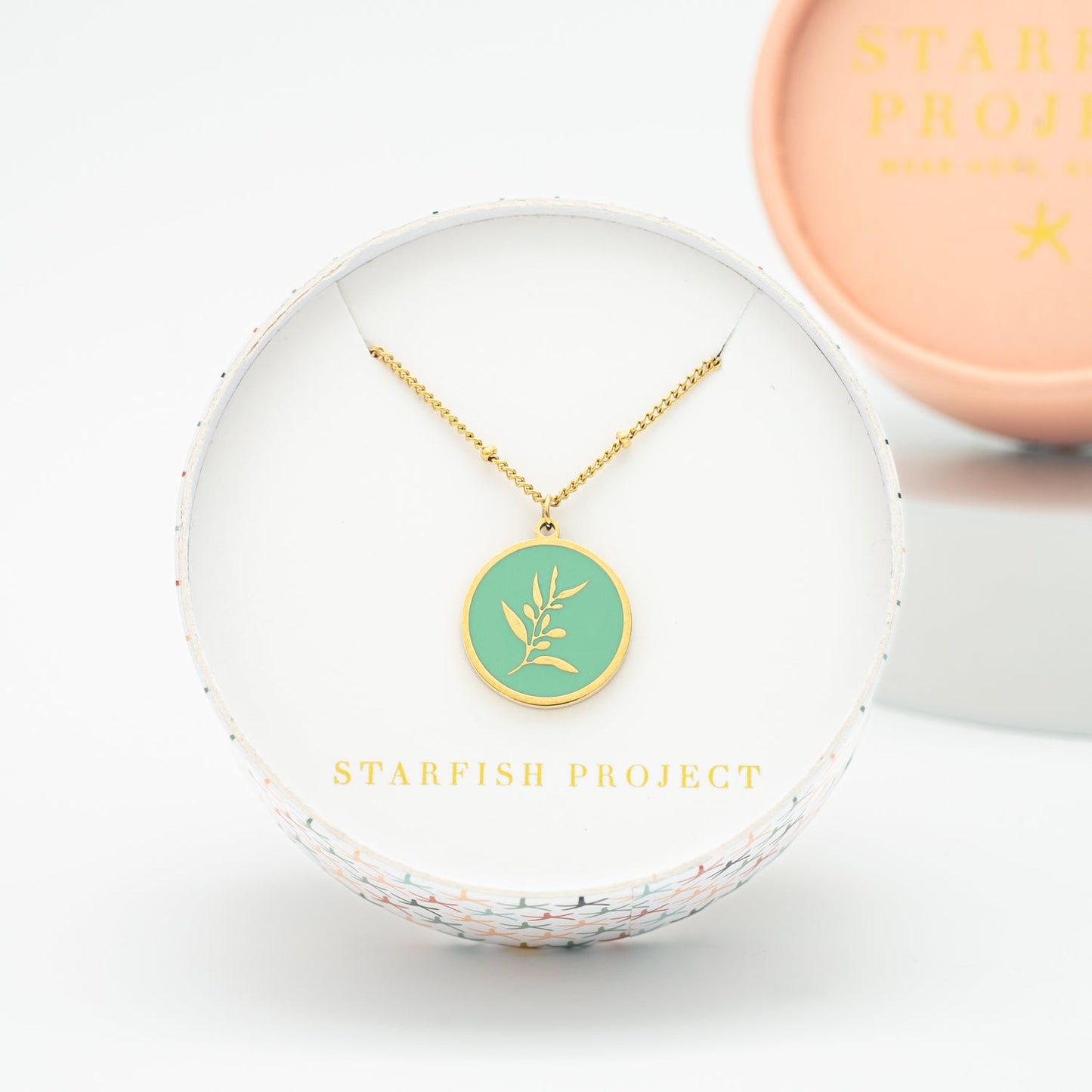 Engravable Resilience Necklace in Mint