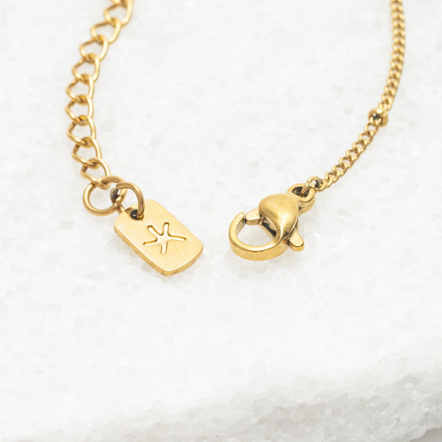 Engravable Resilience Necklace in Mint