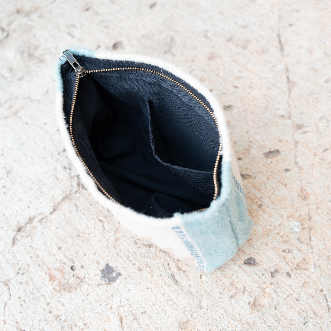 Cielo Rosa Pouch