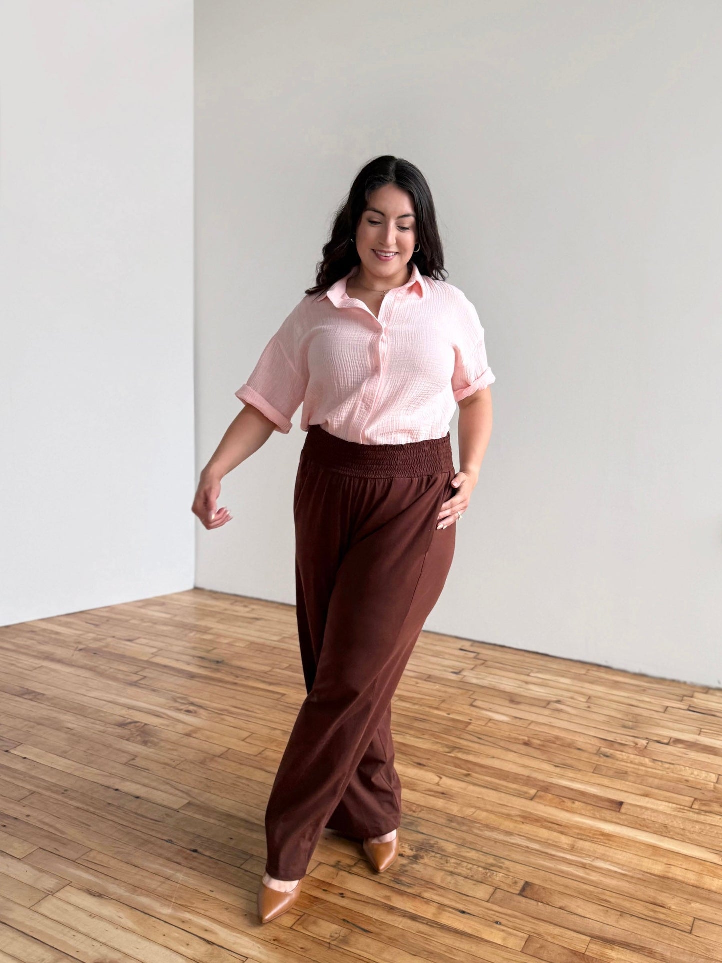 EVELINE smocked jersey pants in Burnt Cedar
