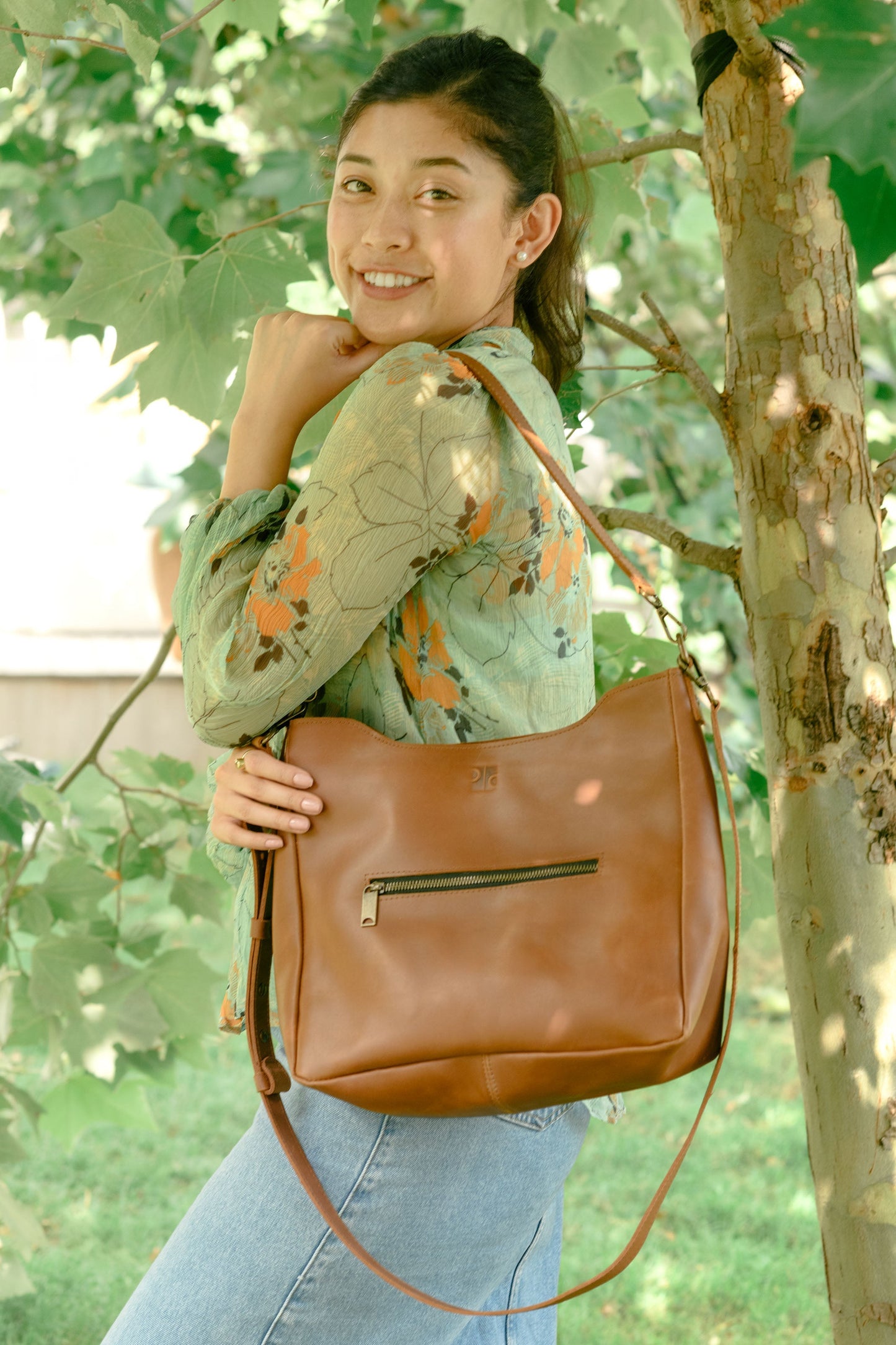 Midsized Crossbody