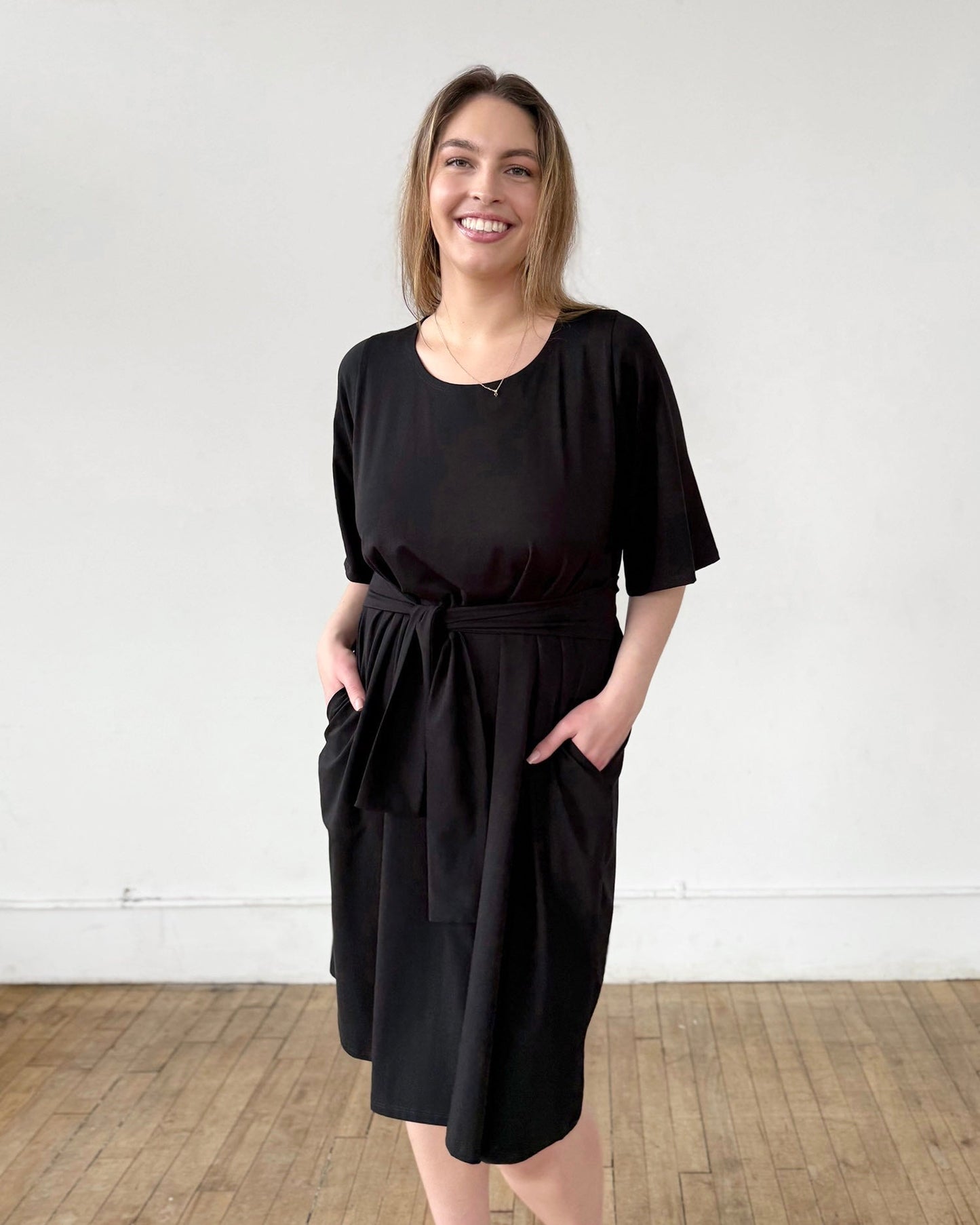 IRVINE dress in Black