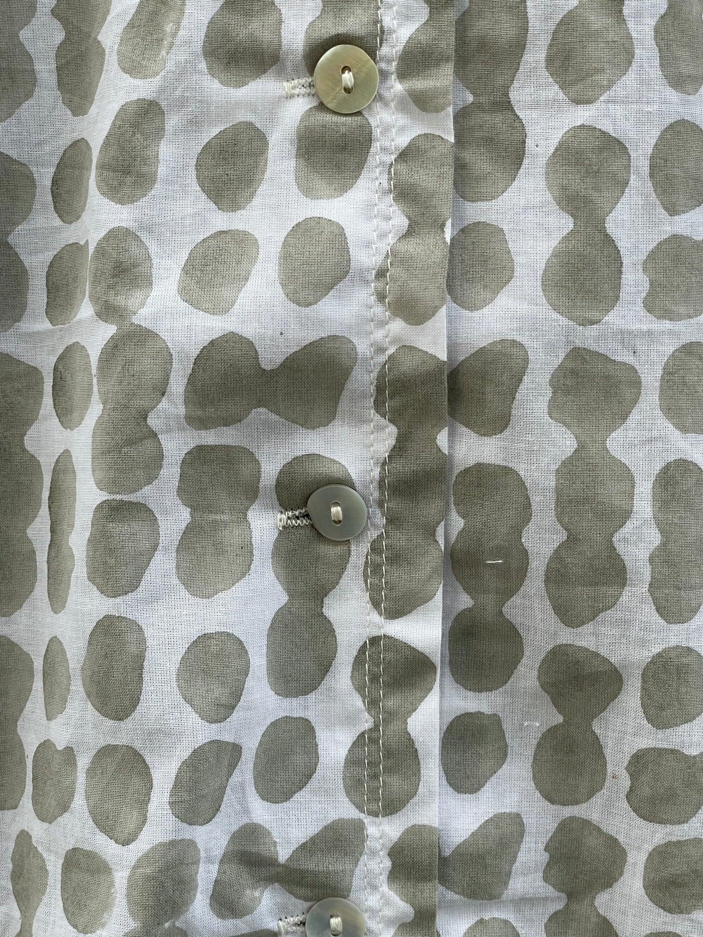 Relaxed Boyfriend Shirt Messy Dot - Dove Grey