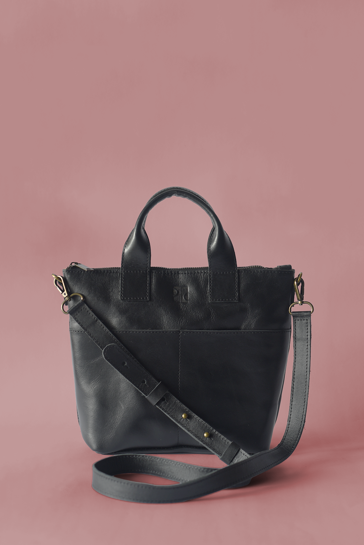 Medium Crossbody