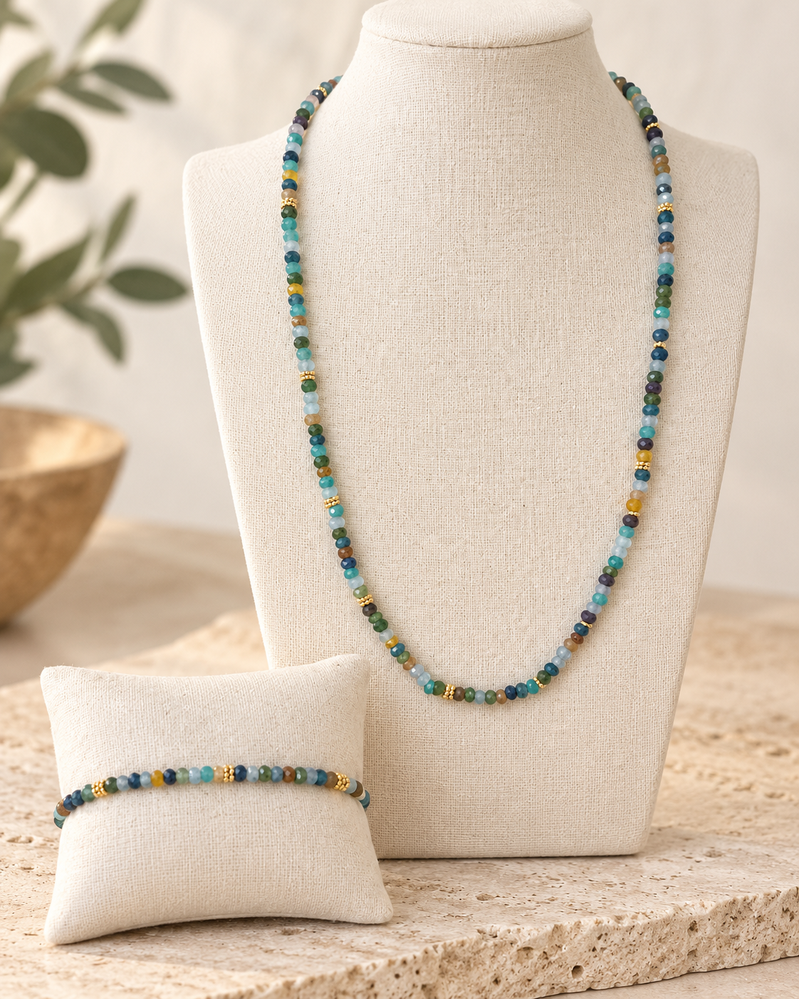 EXCLUSIVE Natural Stone Necklace & Bracelet Set