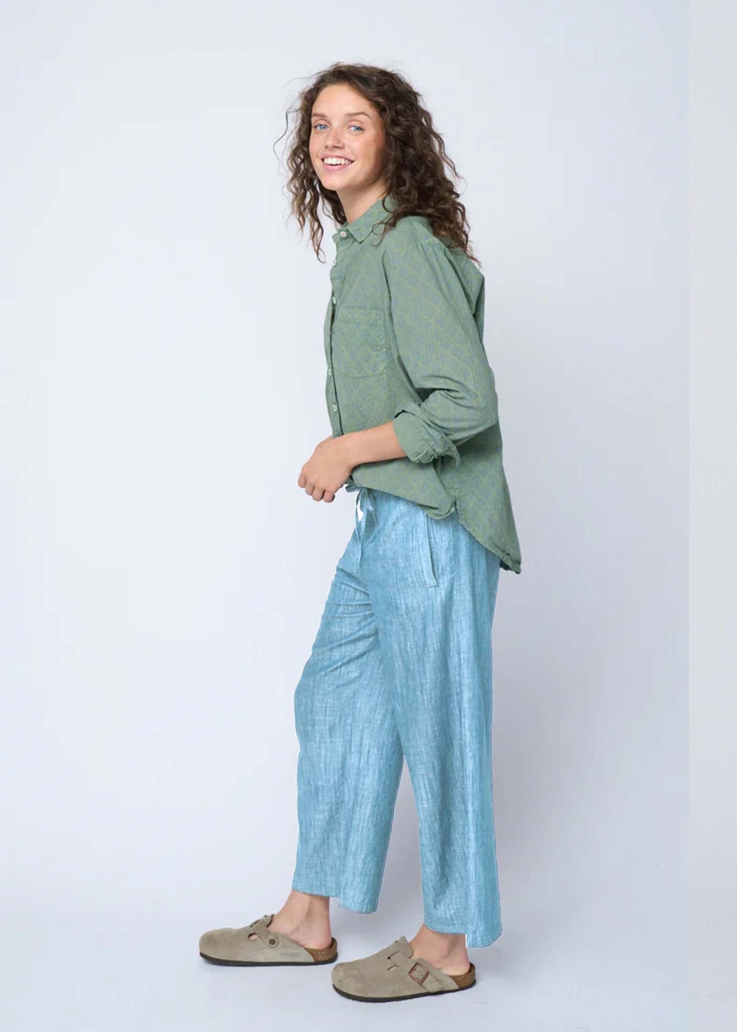 Shore Pant - Chambray Light Wash