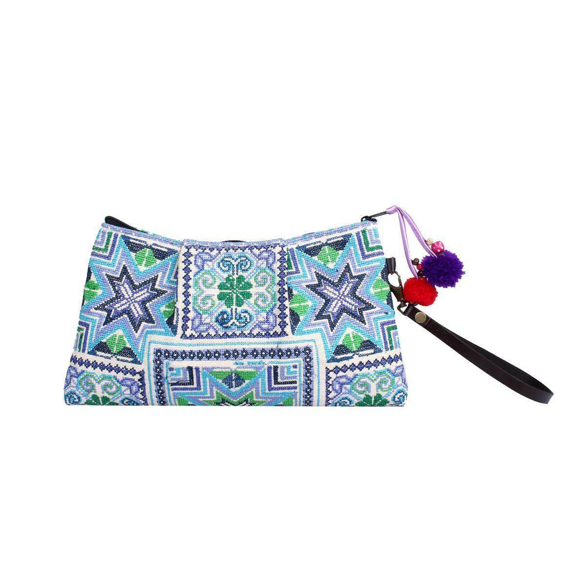 Embroidered Northern Star Wristlet - Thailand