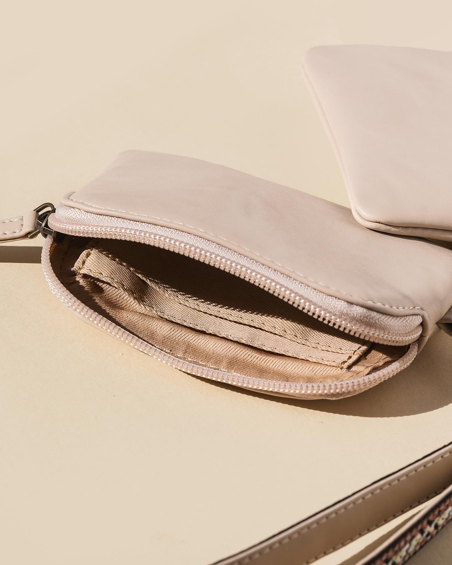 Calla Wristlet