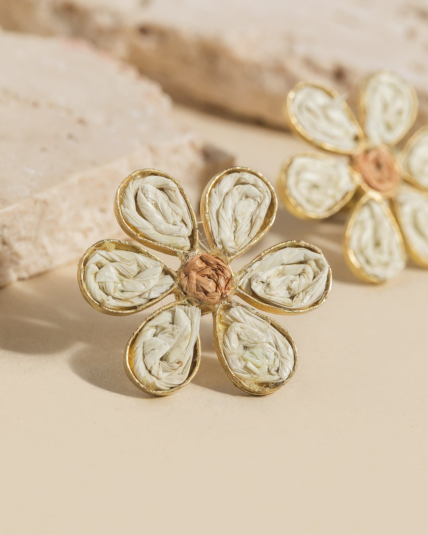 Daisy Raffia Studs