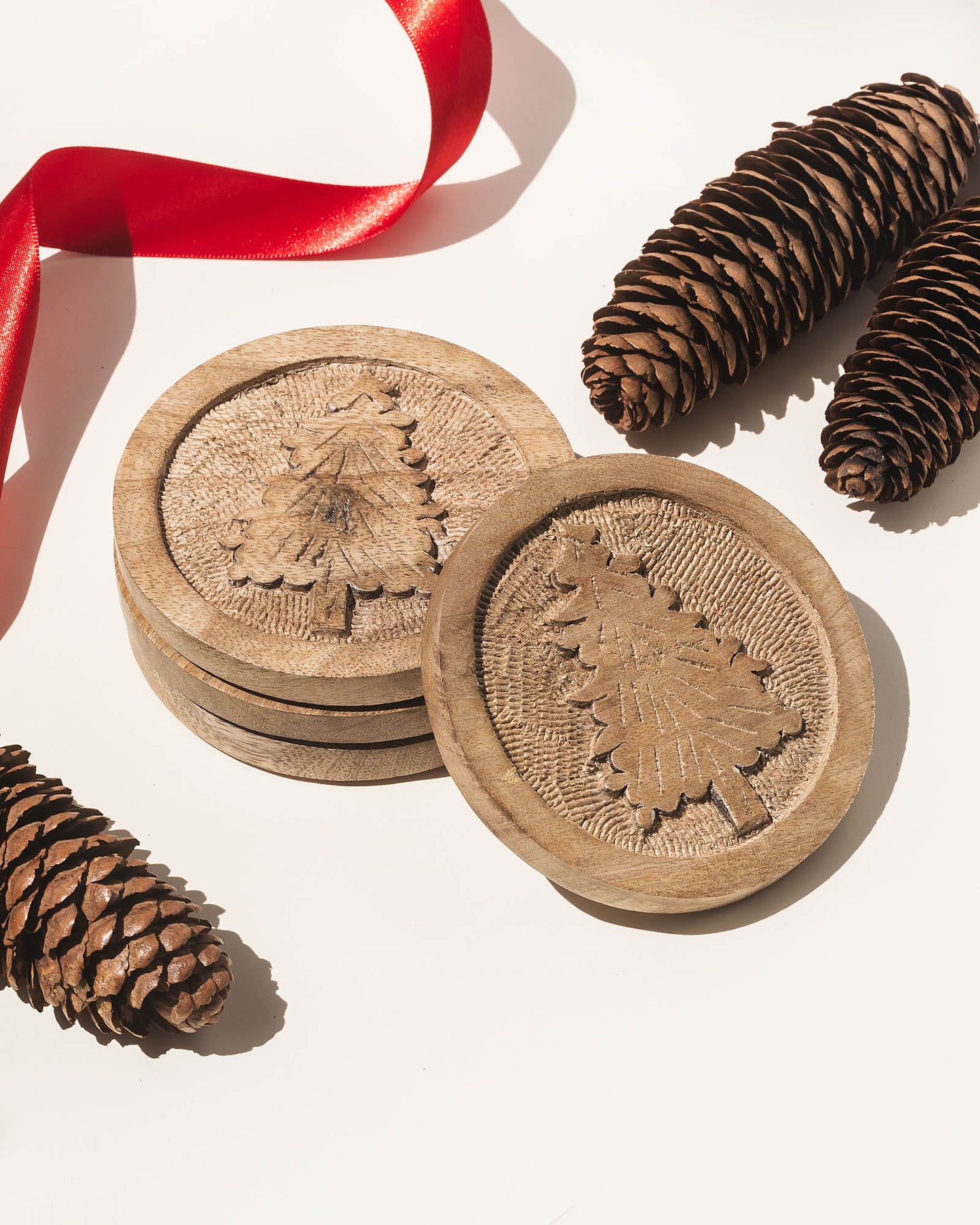 Evergreen 4 Coasters & Trivet Set