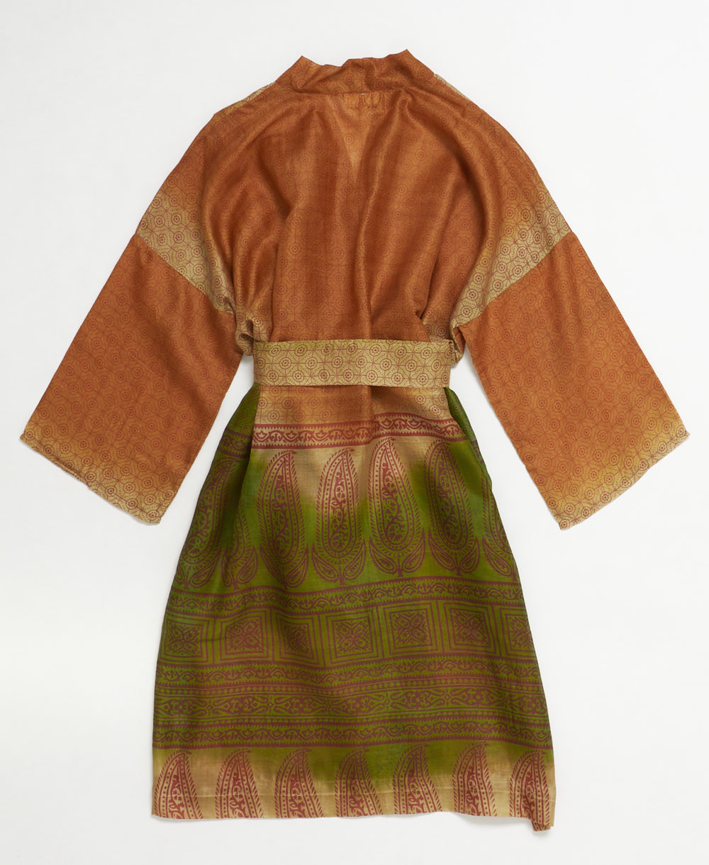 Vintage Silk Robe -L- No. 250316