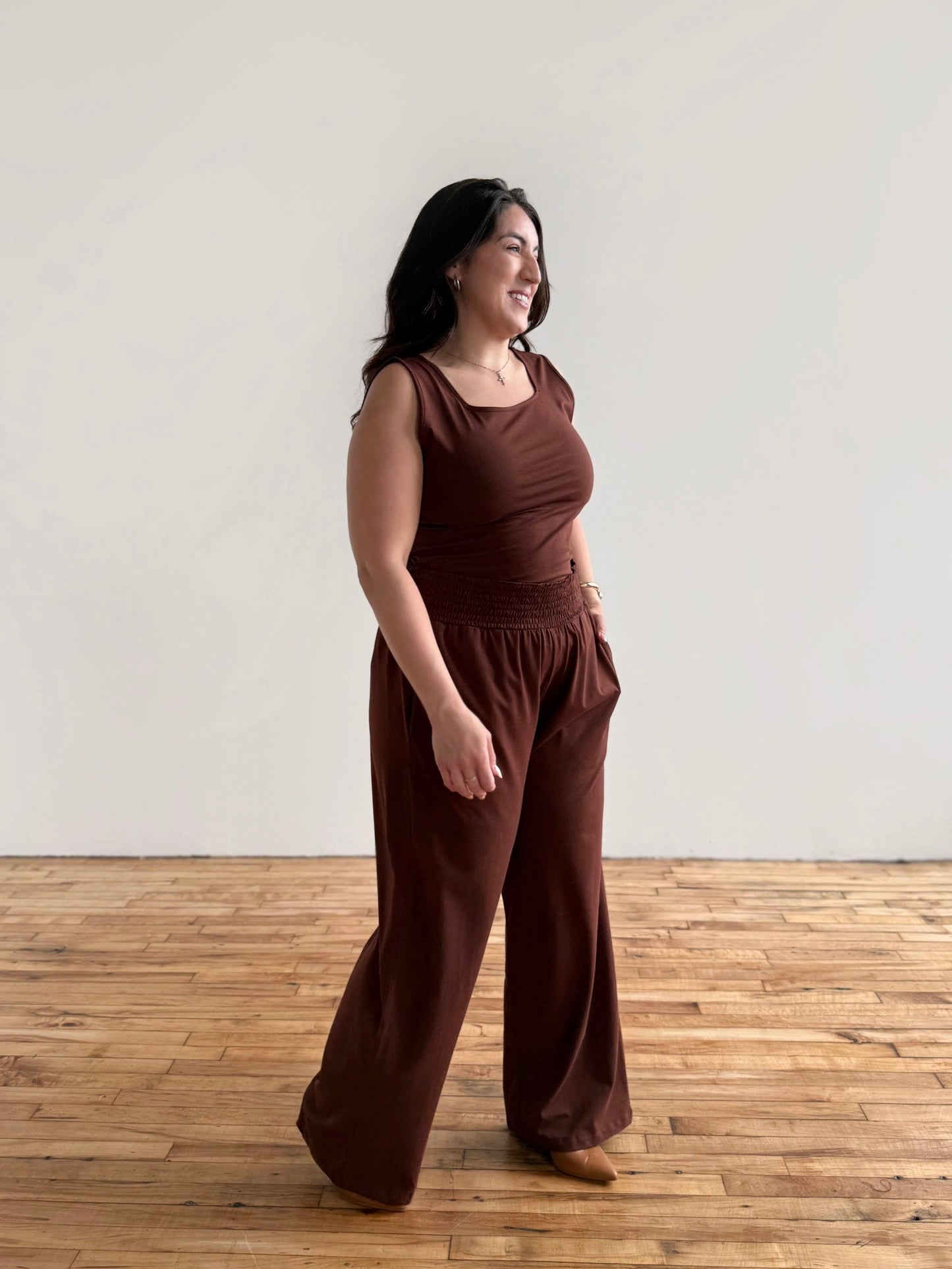 EVELINE smocked jersey pants in Burnt Cedar