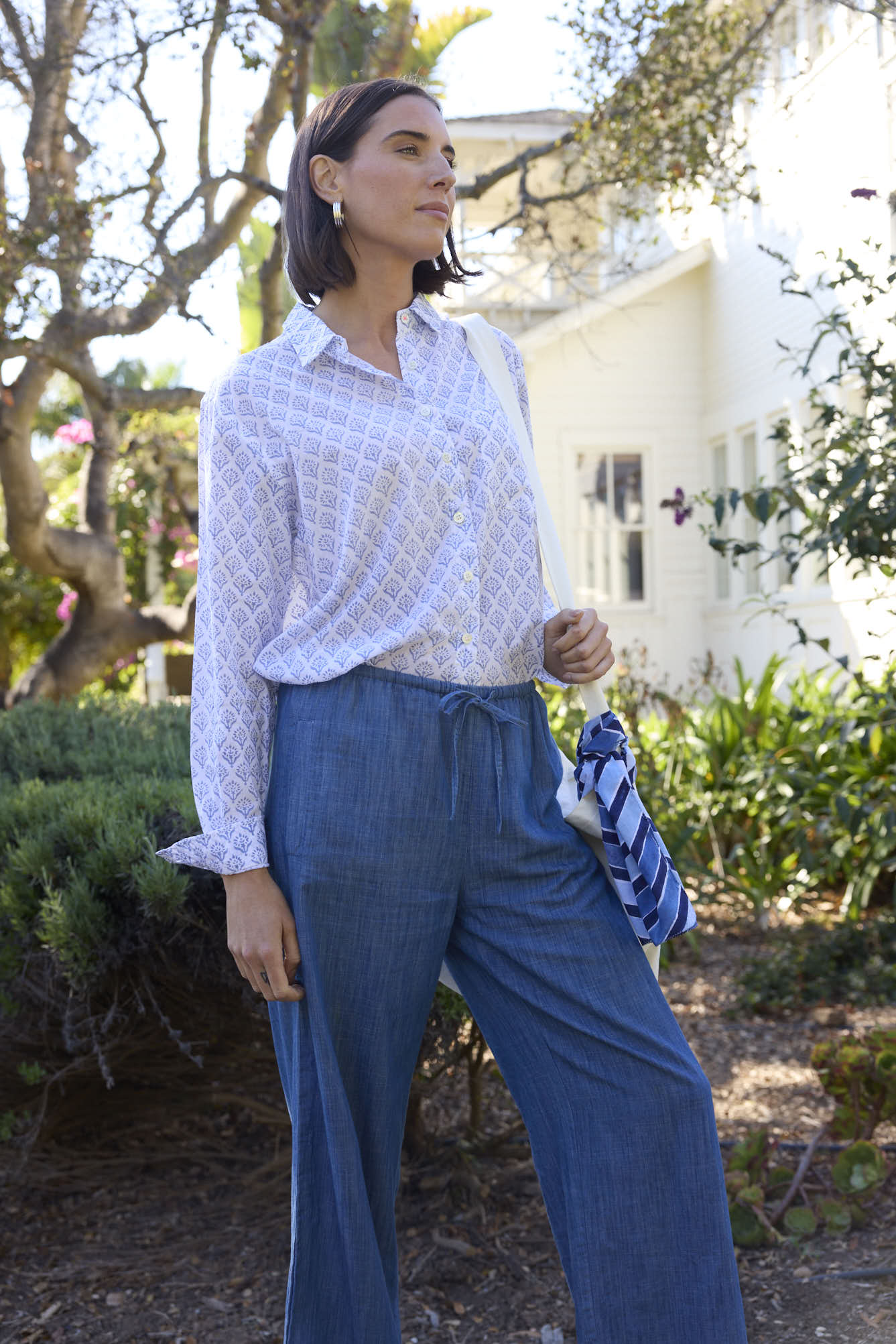 Good Boyfriend Shirt - Sunflower Cornflower Blue