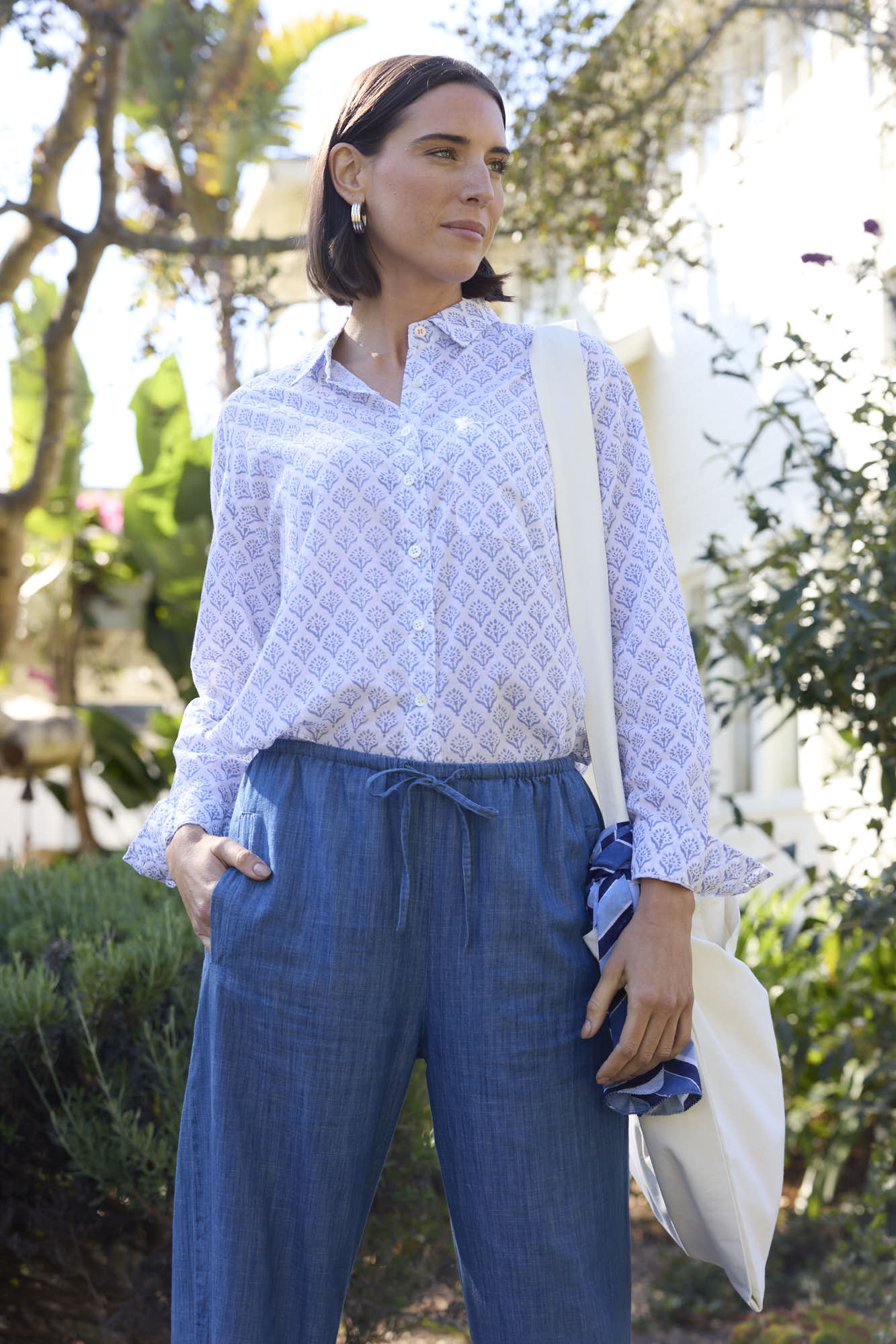 Good Boyfriend Shirt - Sunflower Cornflower Blue