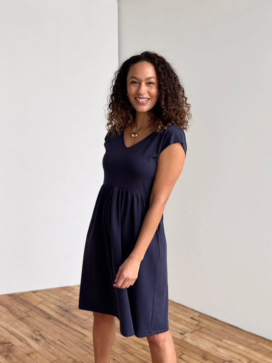 ESSIE dress in Navy