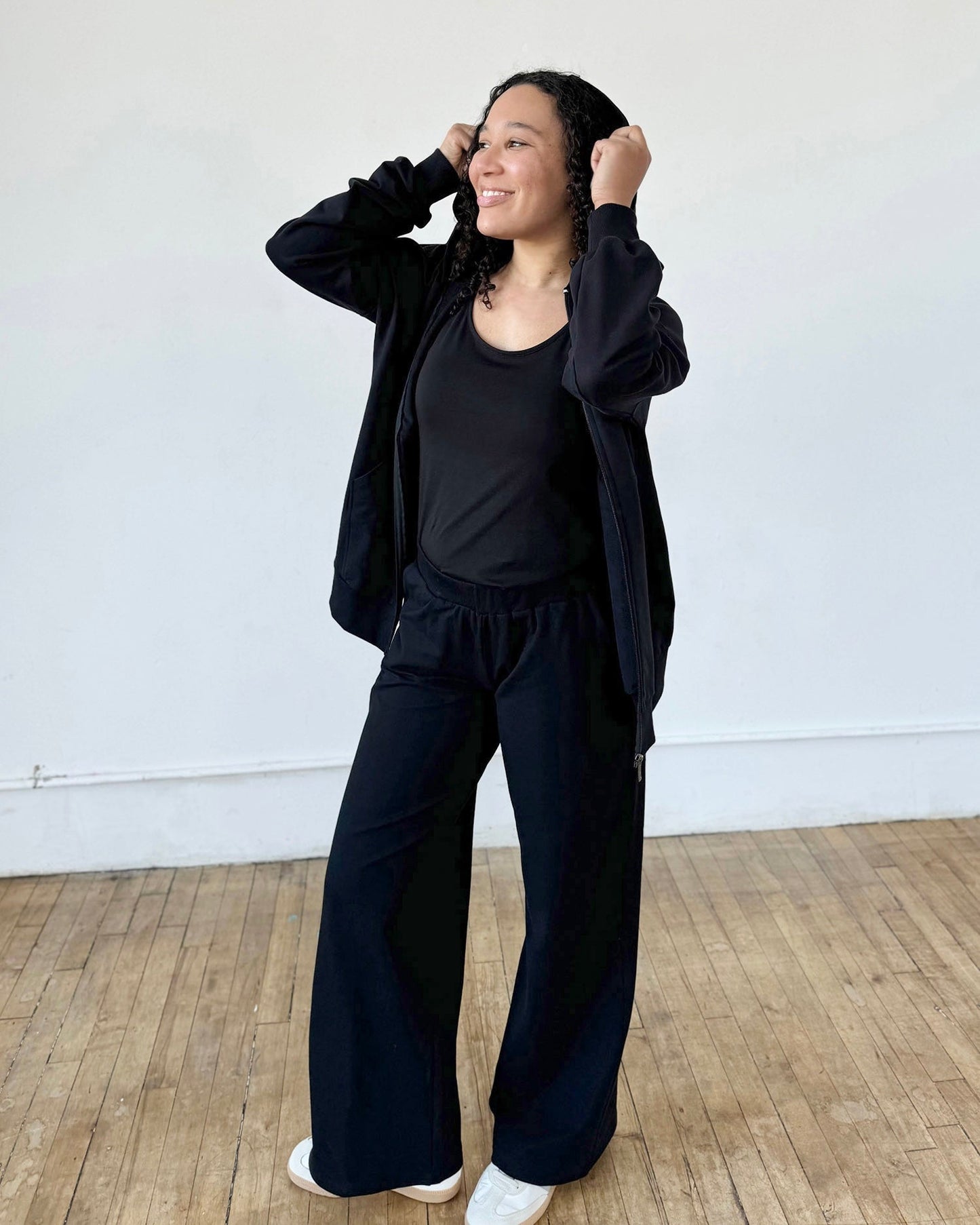 CHARLOTTE hoodie in Black