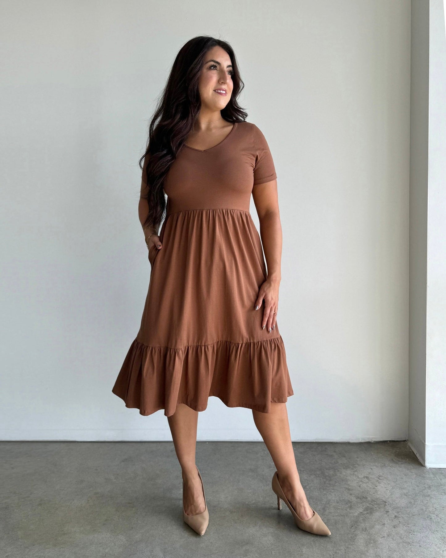 JAYDE Tiered Dress in Cacao Brown