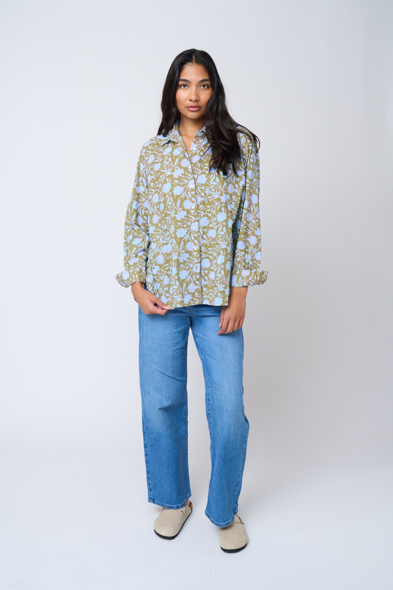 Good Boyfriend Shirt - Floral Escape Glacier Blue Overdye