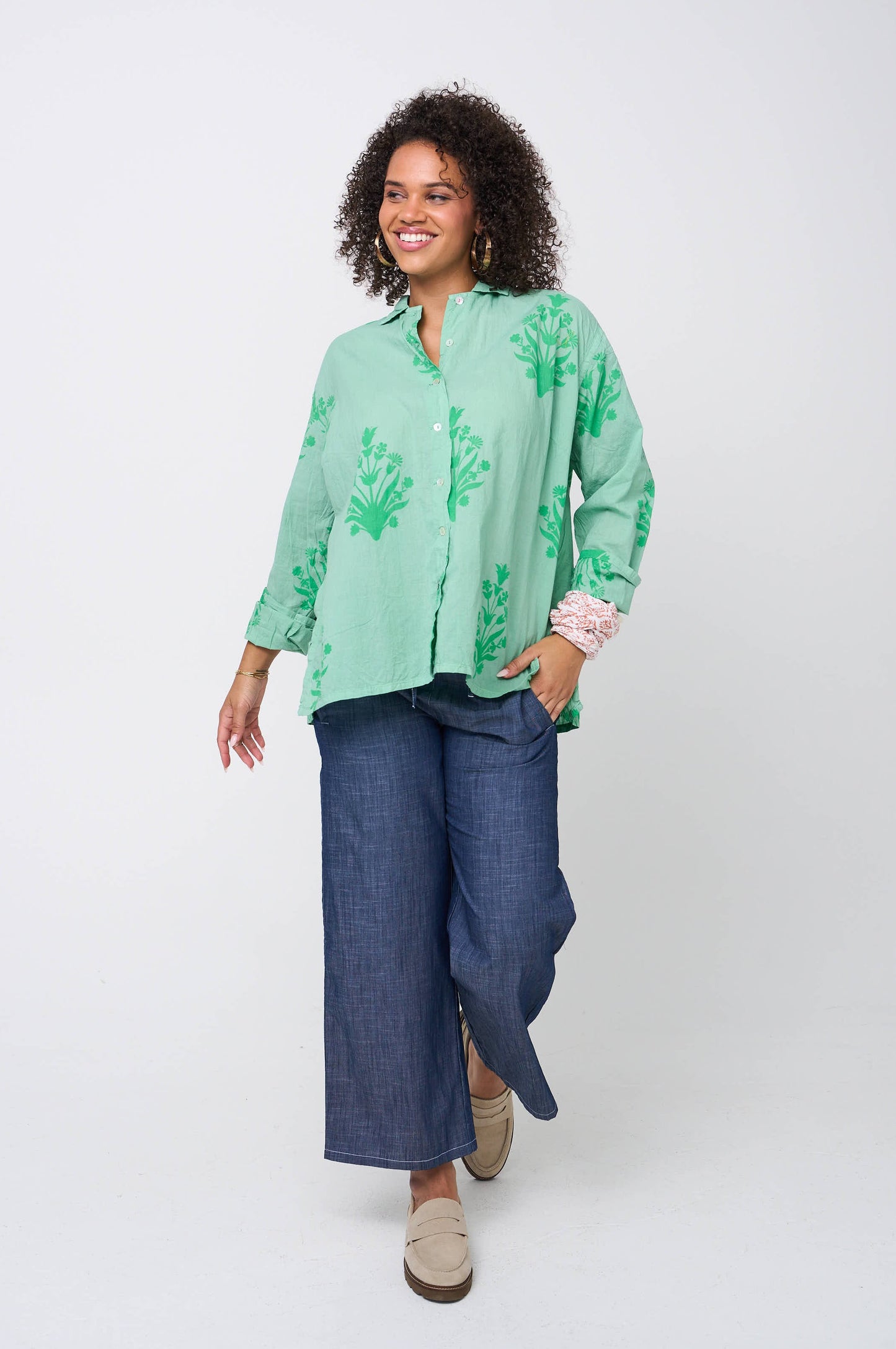 Relaxed Boyfriend Shirt - Cameo Floral Overdye Watercress
