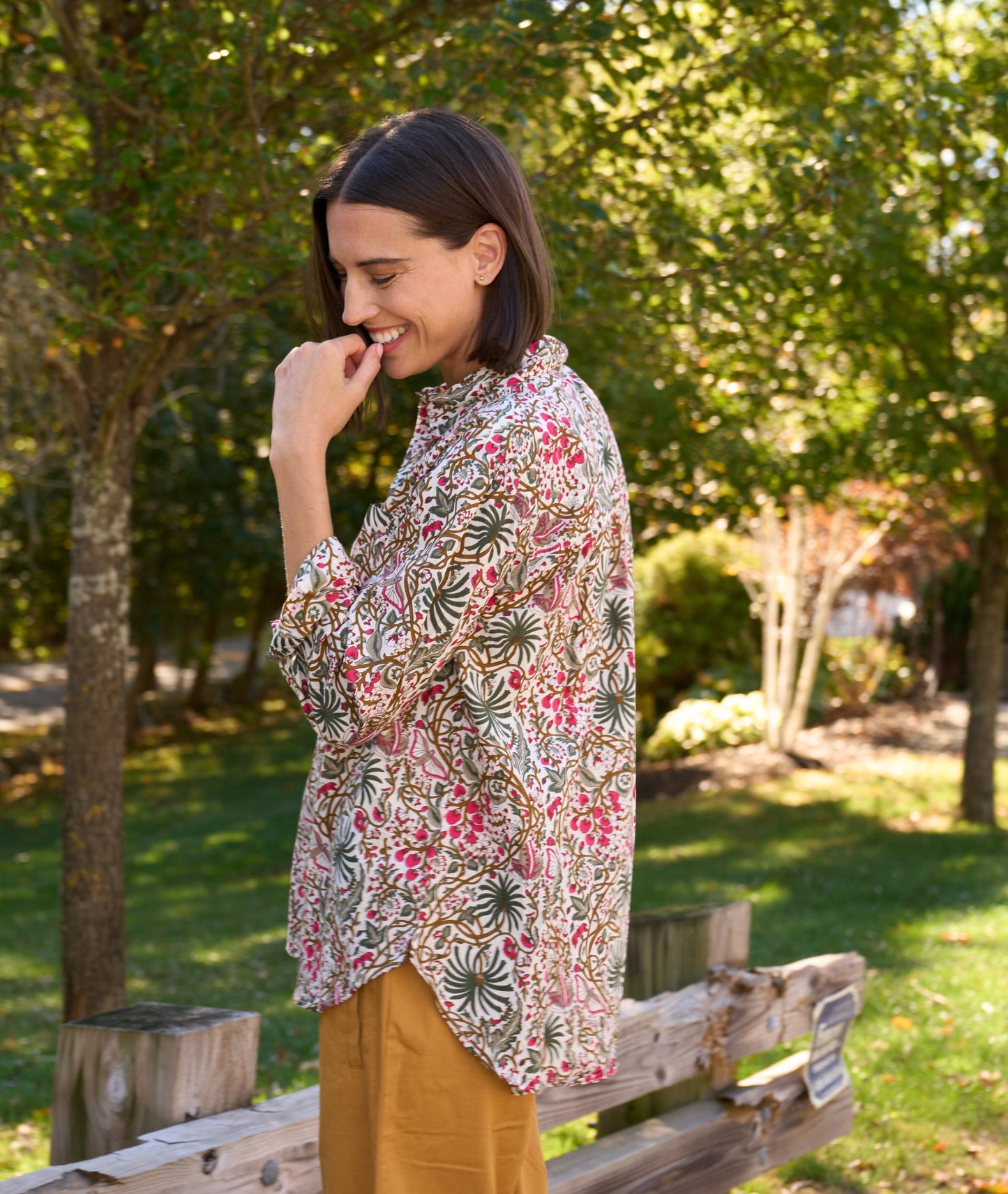 Good Boyfriend Shirt - Monarch Botanical Ecru