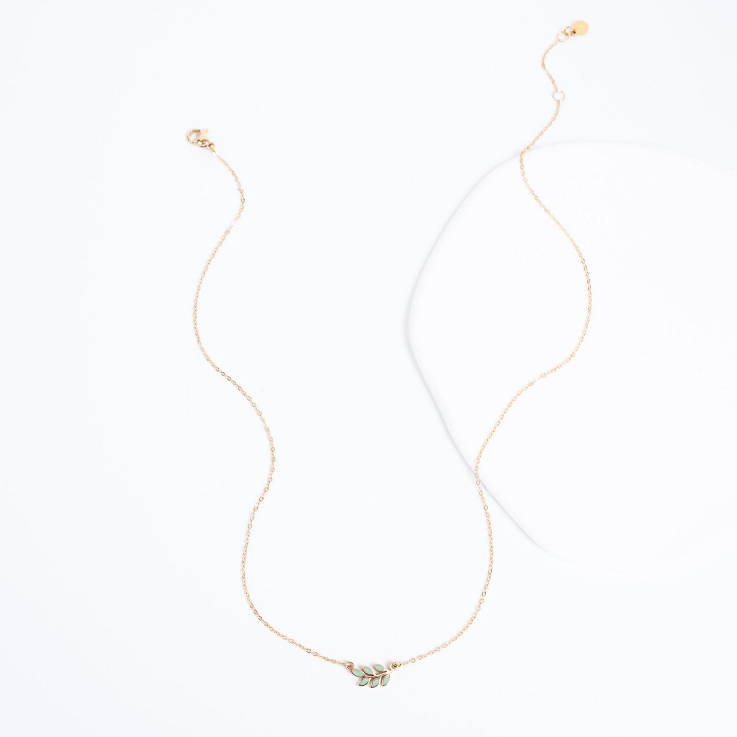 Rowen Leaf Necklace in Mint
