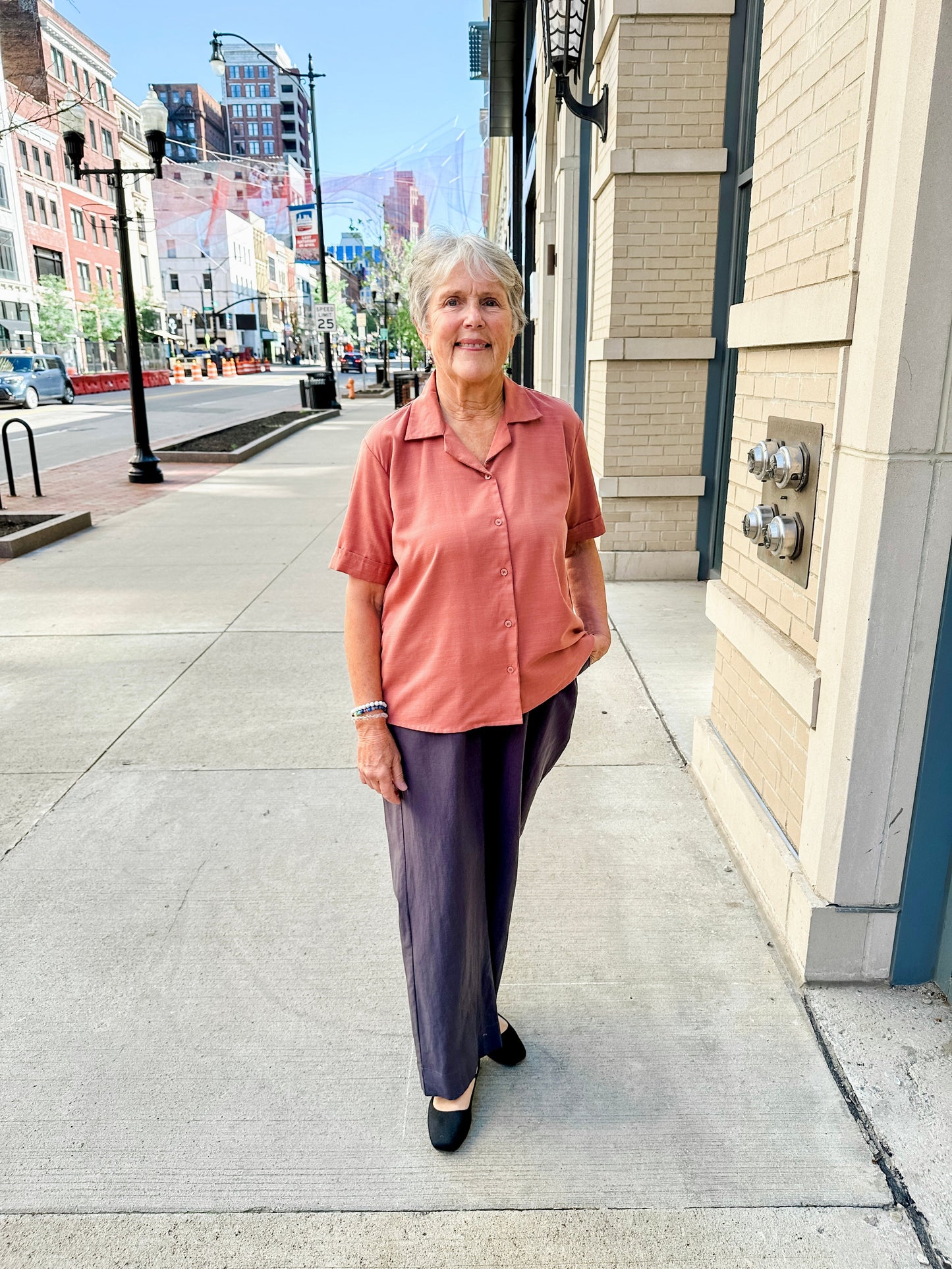 Open Collar V-Neck Button-up Blouse