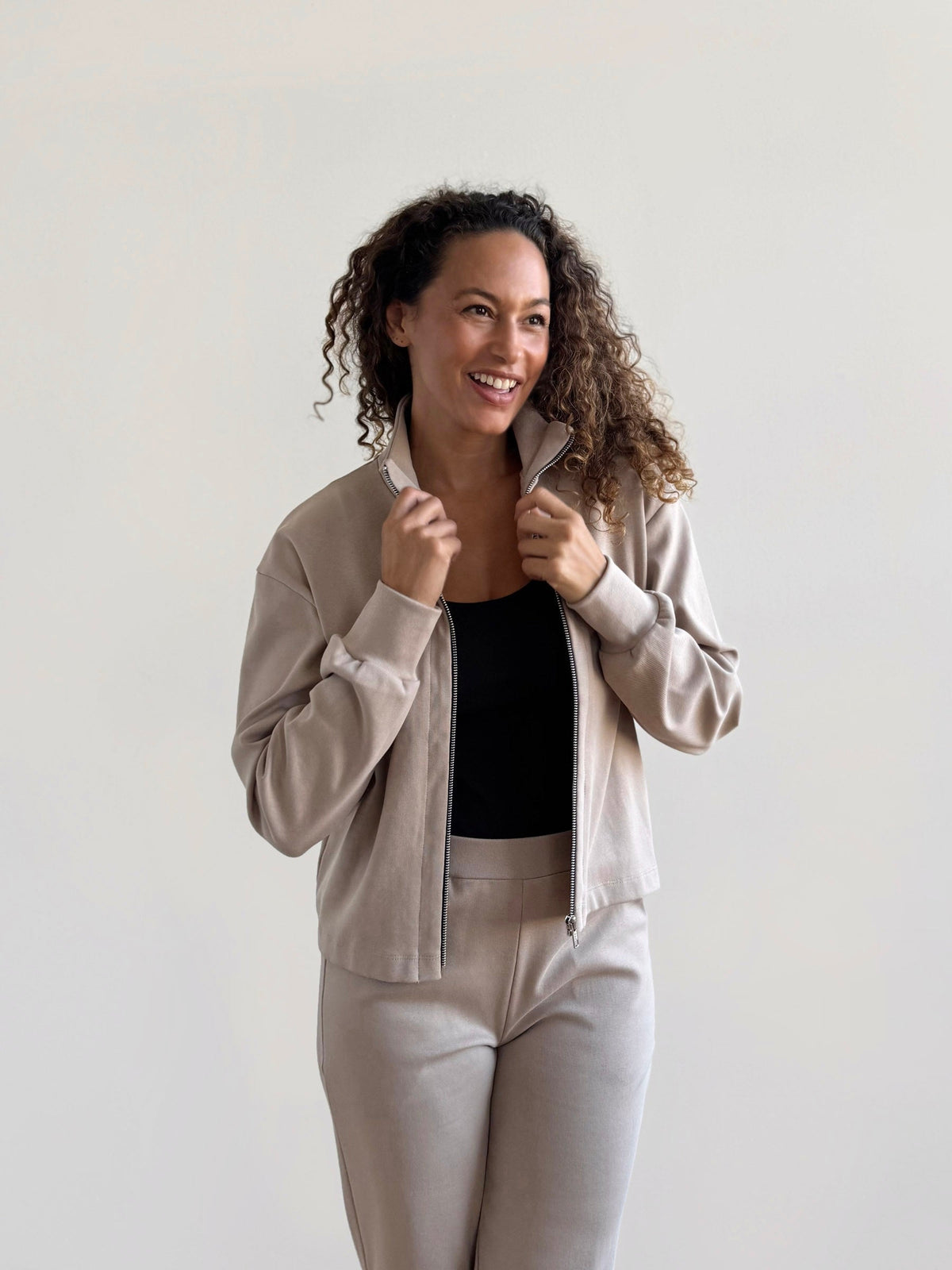SHELLY heavy-knit jacket in Desert Sand