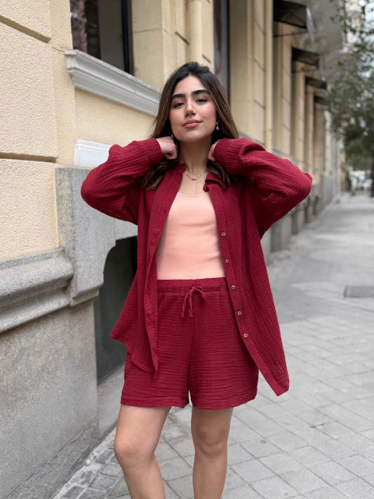 MADRID gauze shorts in Sangria Red