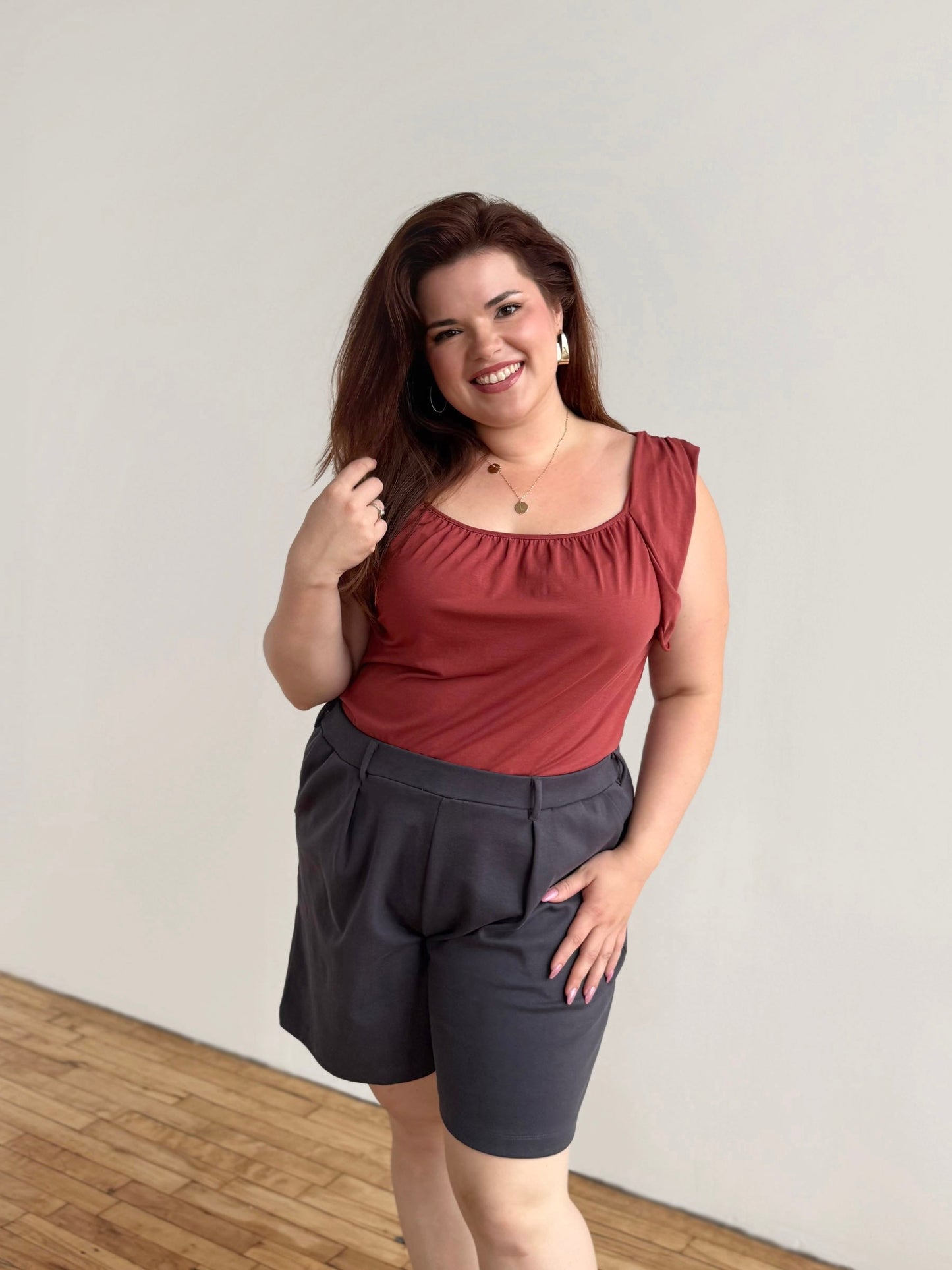 AVERIE heavy knit shorts in Gunmetal