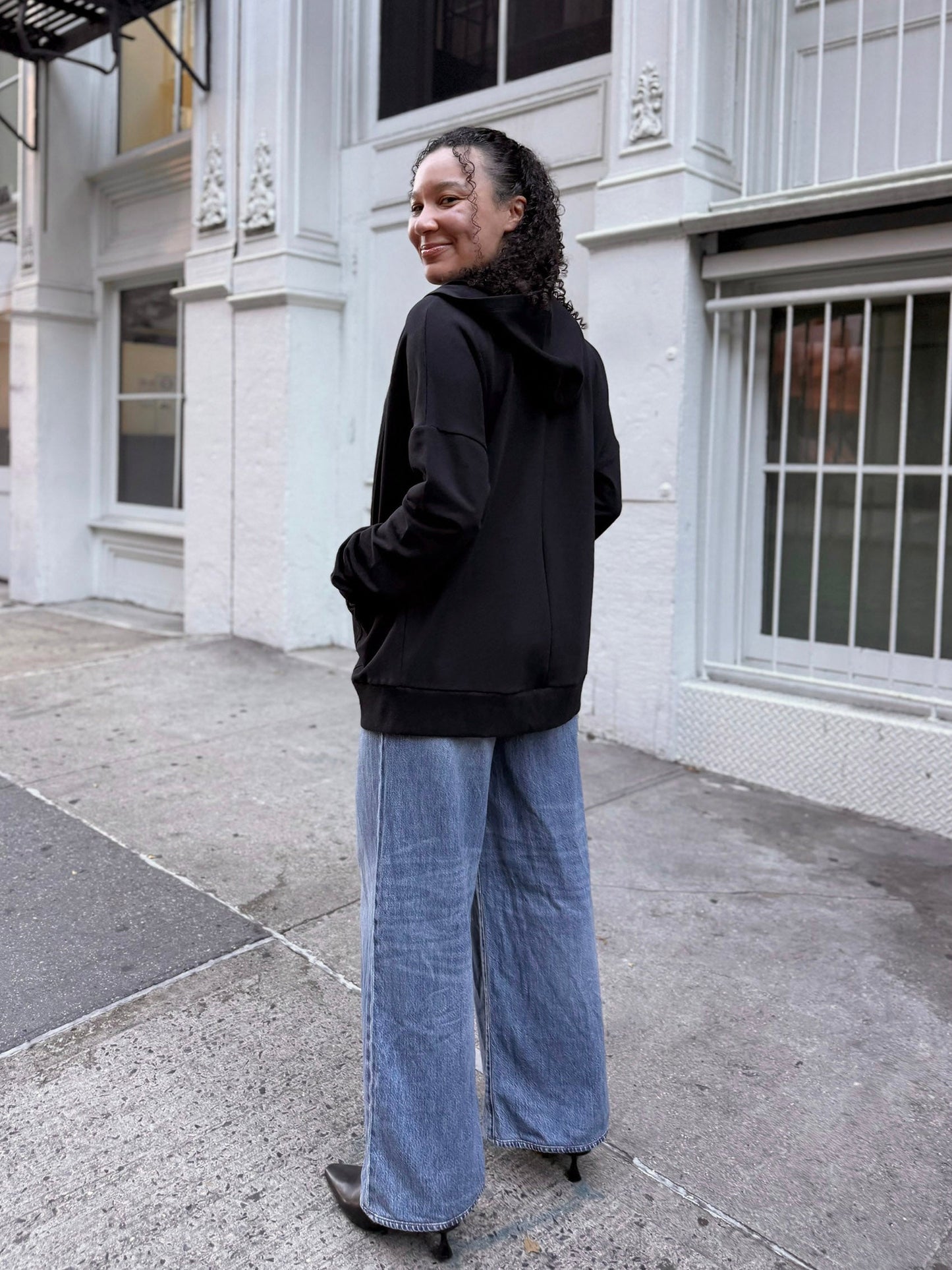 CHARLOTTE hoodie in Black