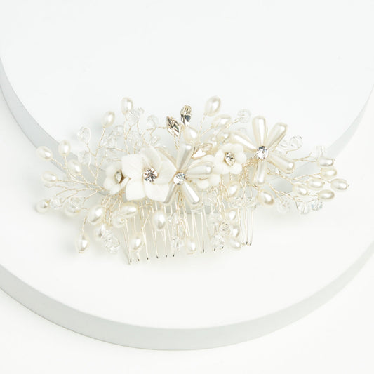 Pearl Blossom Dainty Flower and Crystal Comb