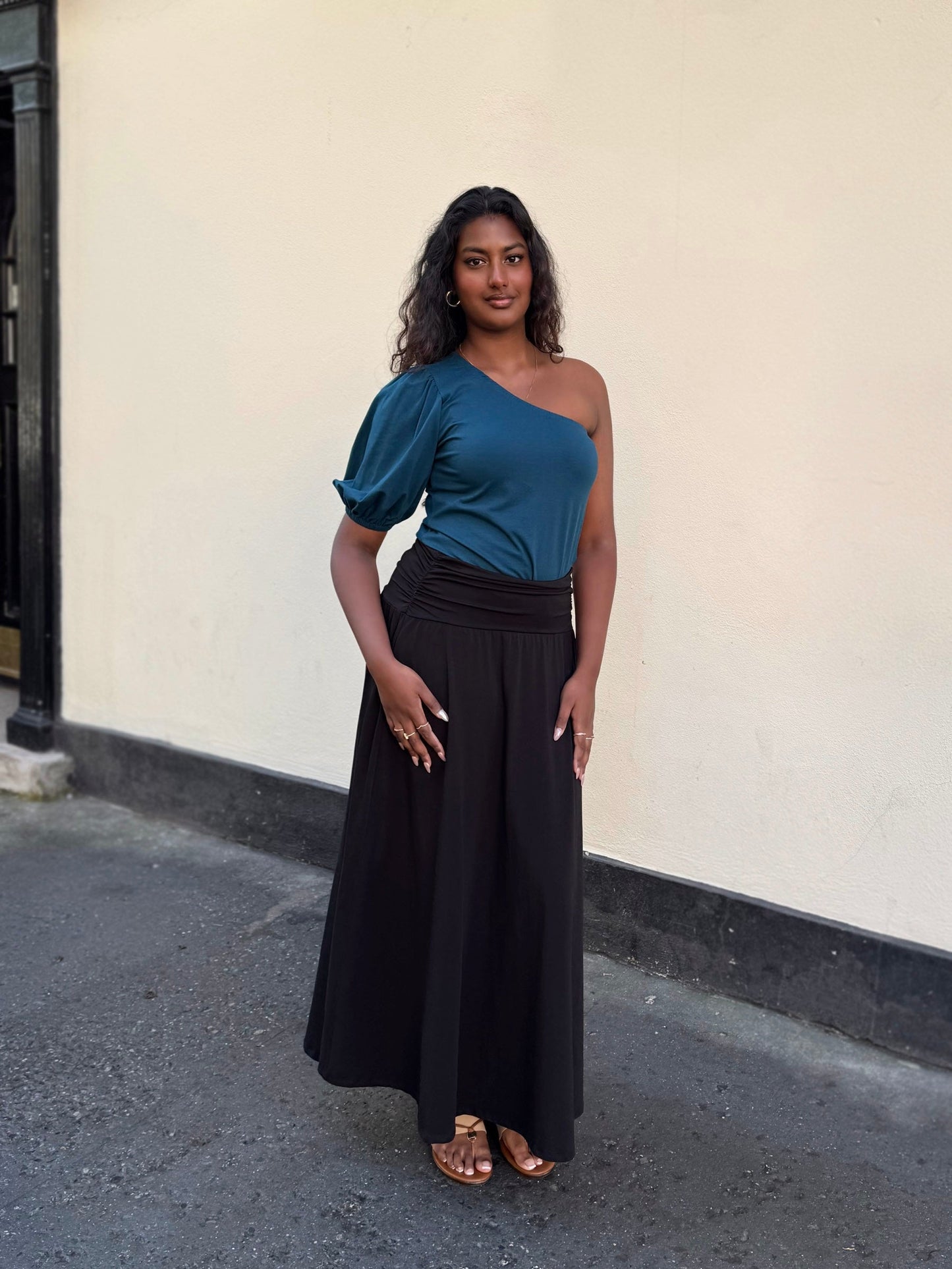 ZOYA skirt in Black