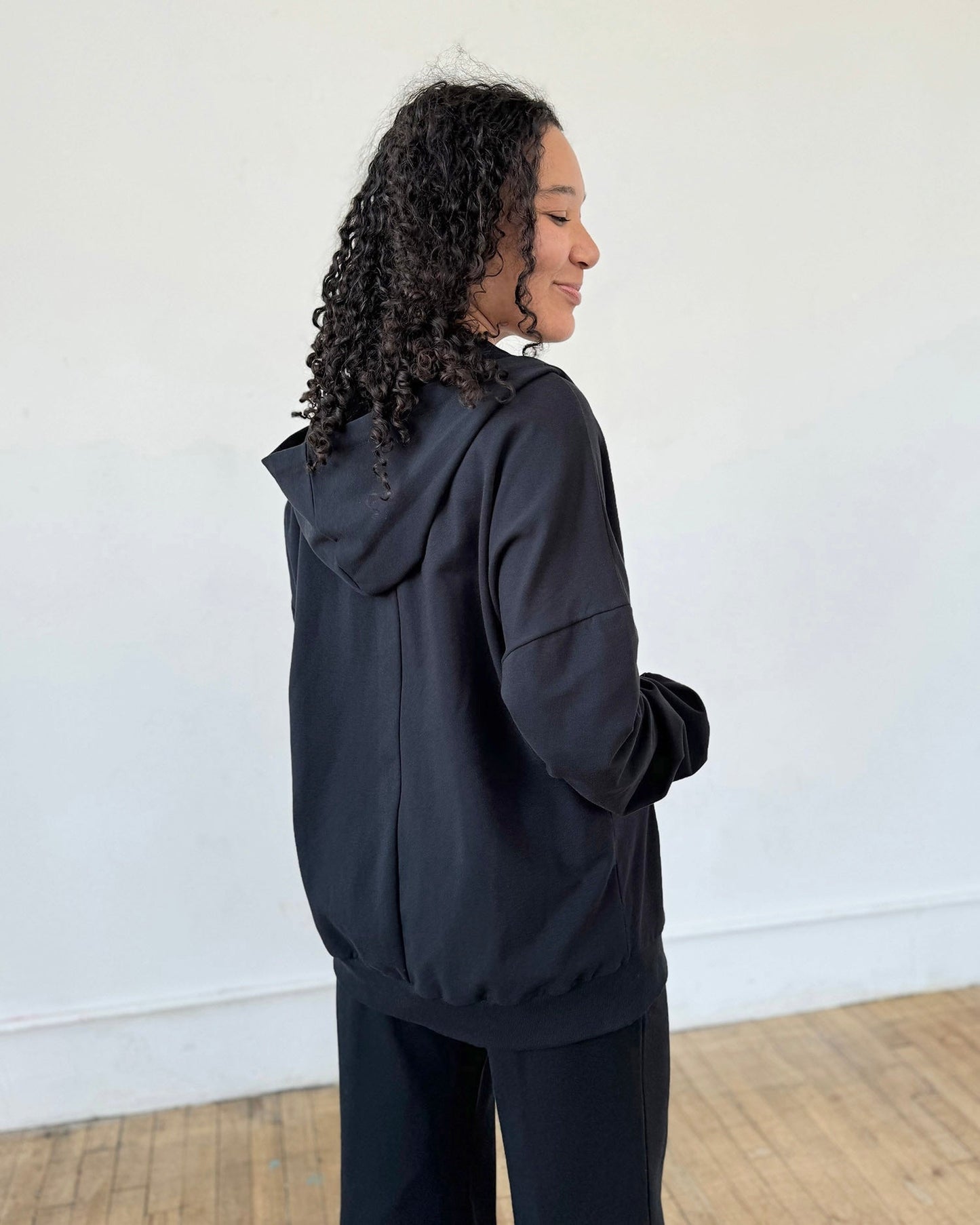 CHARLOTTE hoodie in Black