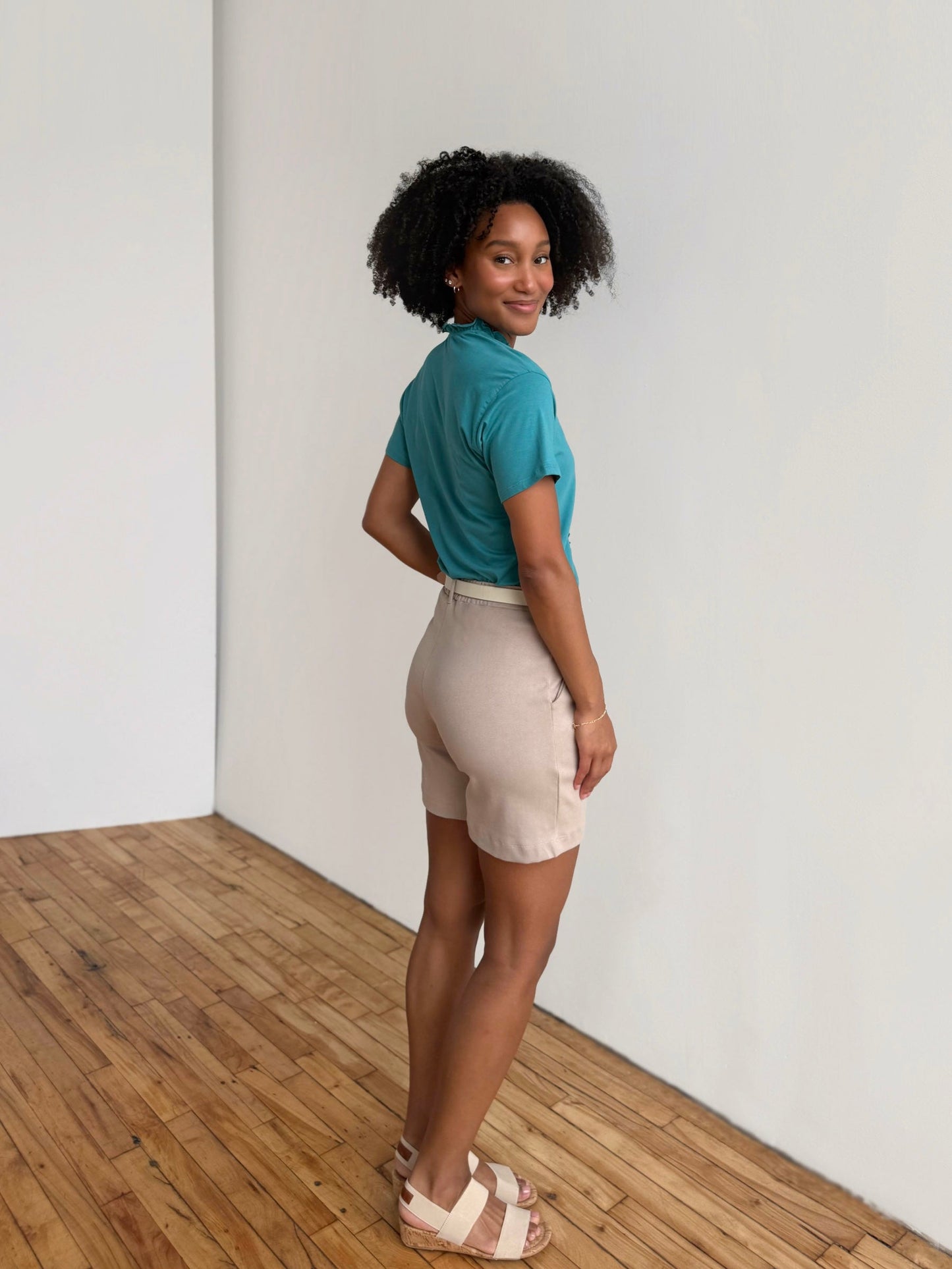 AVERIE heavy knit shorts in Desert Sand