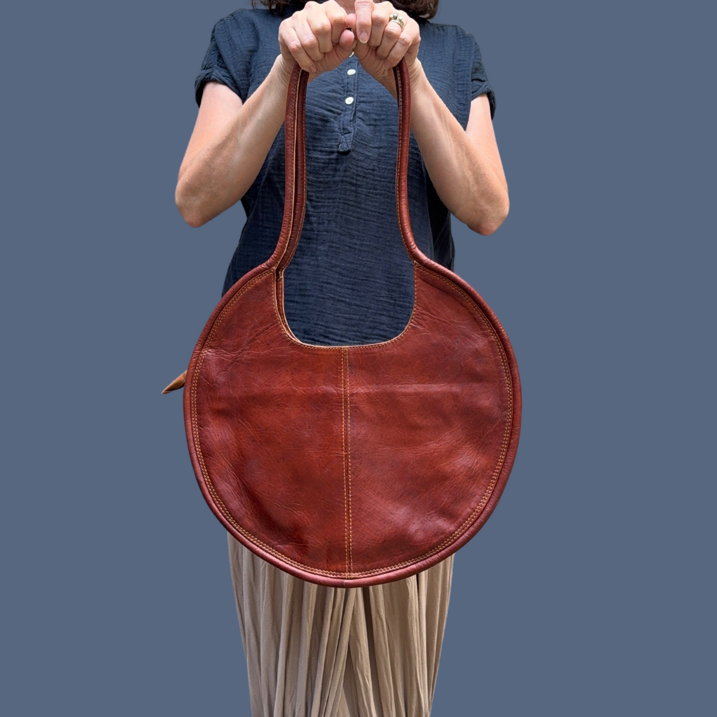Leather Circle Purse (Cognac)