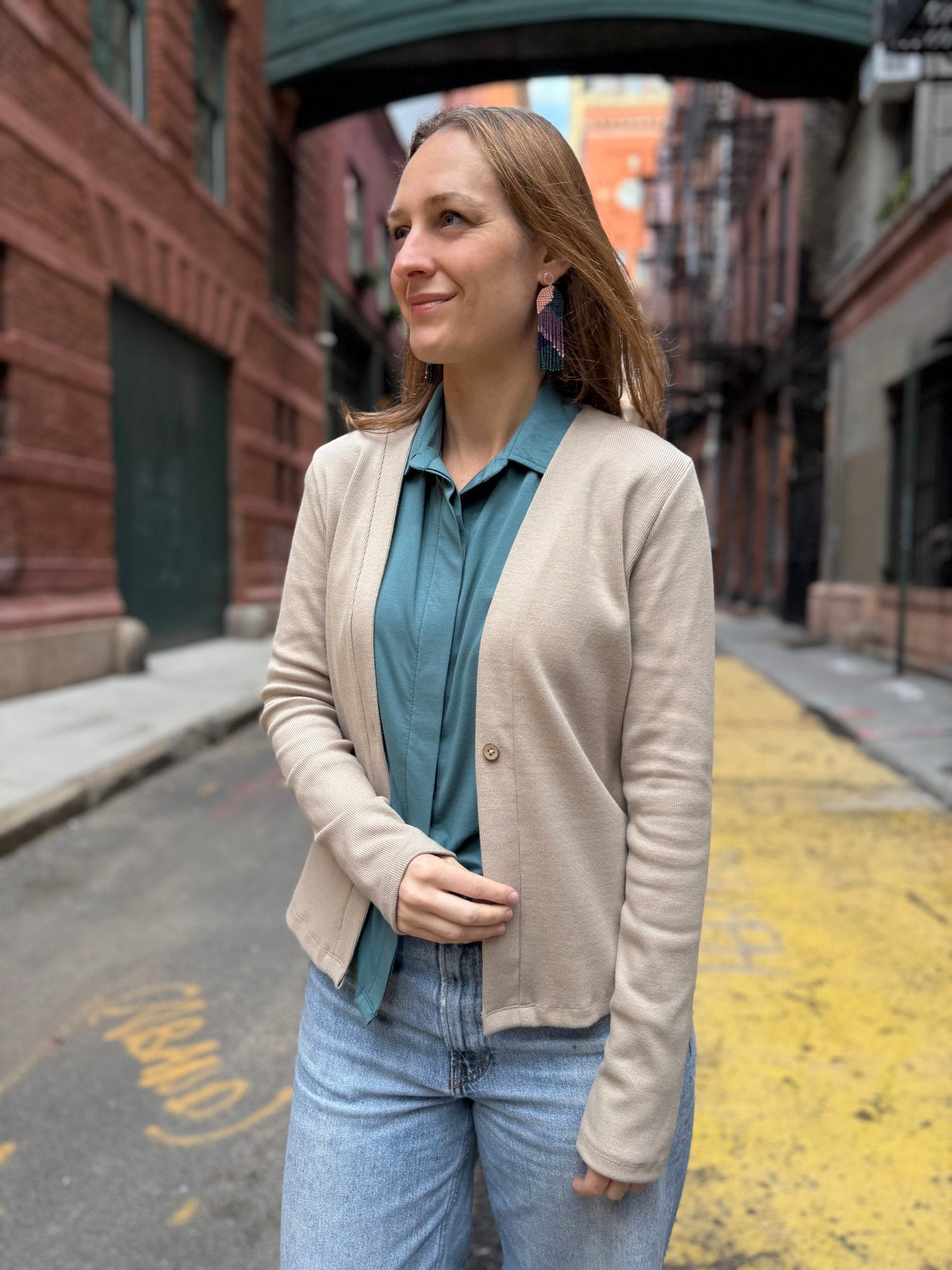 JUDE rib-knit fitted cardigan in Sandstone