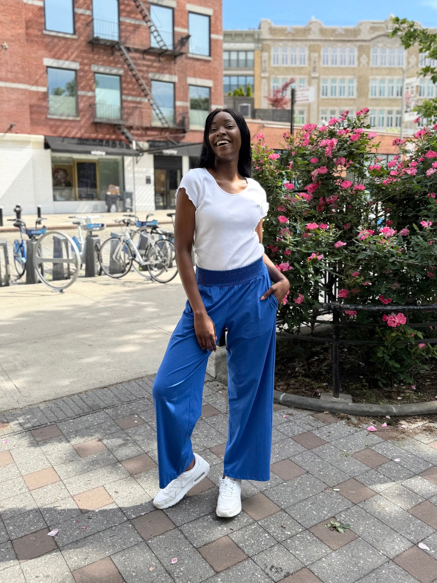 EVELINE smocked jersey pants in Blue Iolite