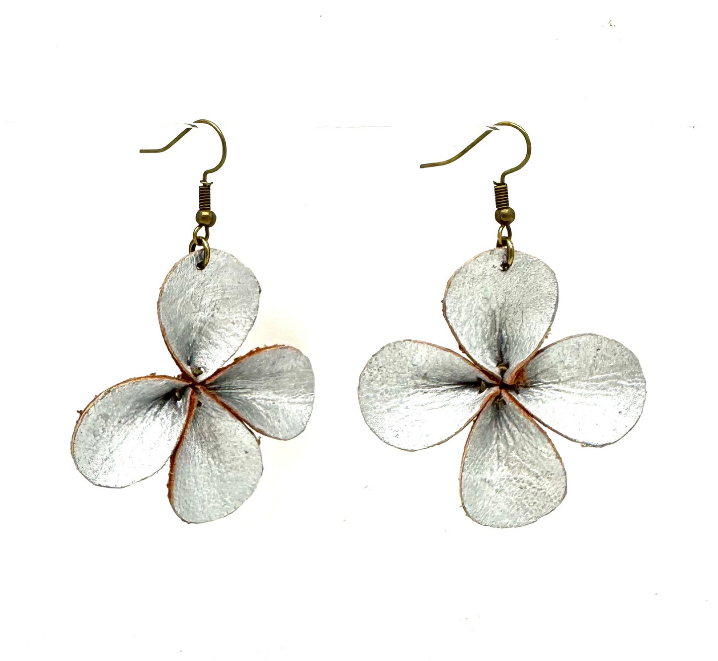 Clover Leather Earrings- Silver
