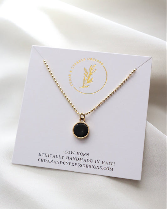 Angie Necklace - Gold Horn