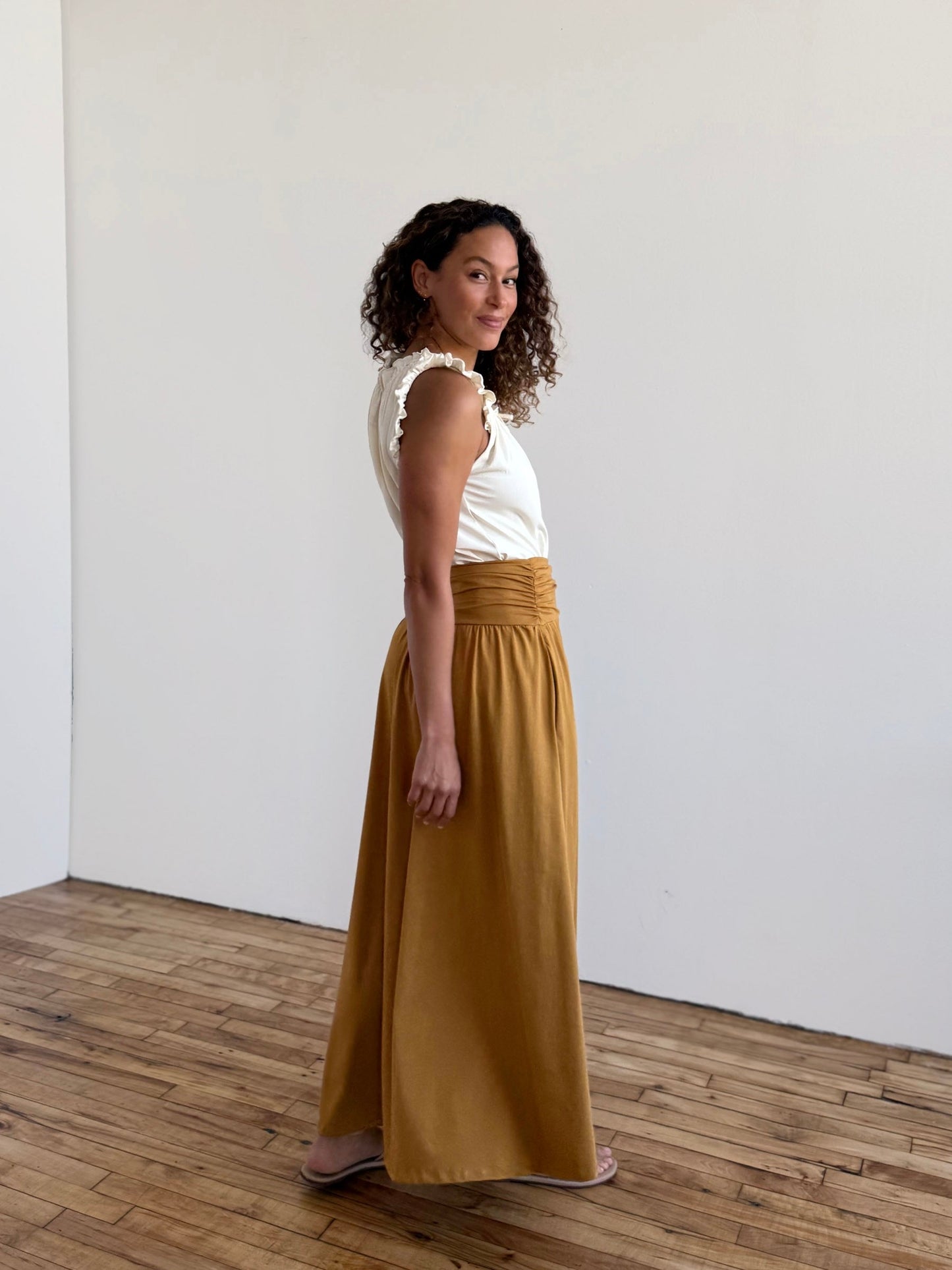 ZOYA skirt in Light Amber