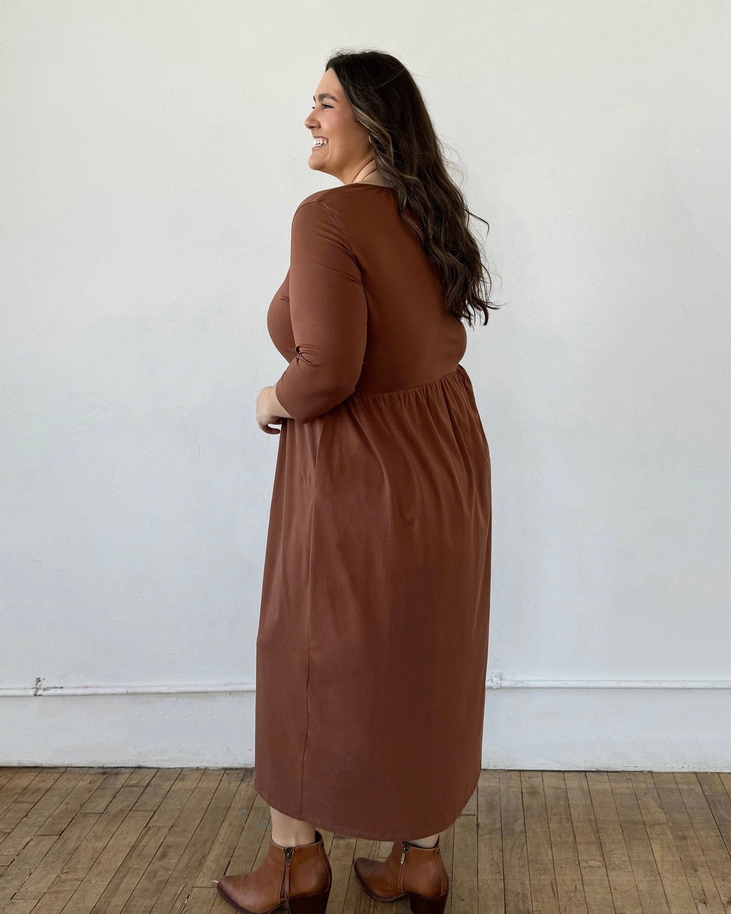 SOFIA dress in Cacao Brown