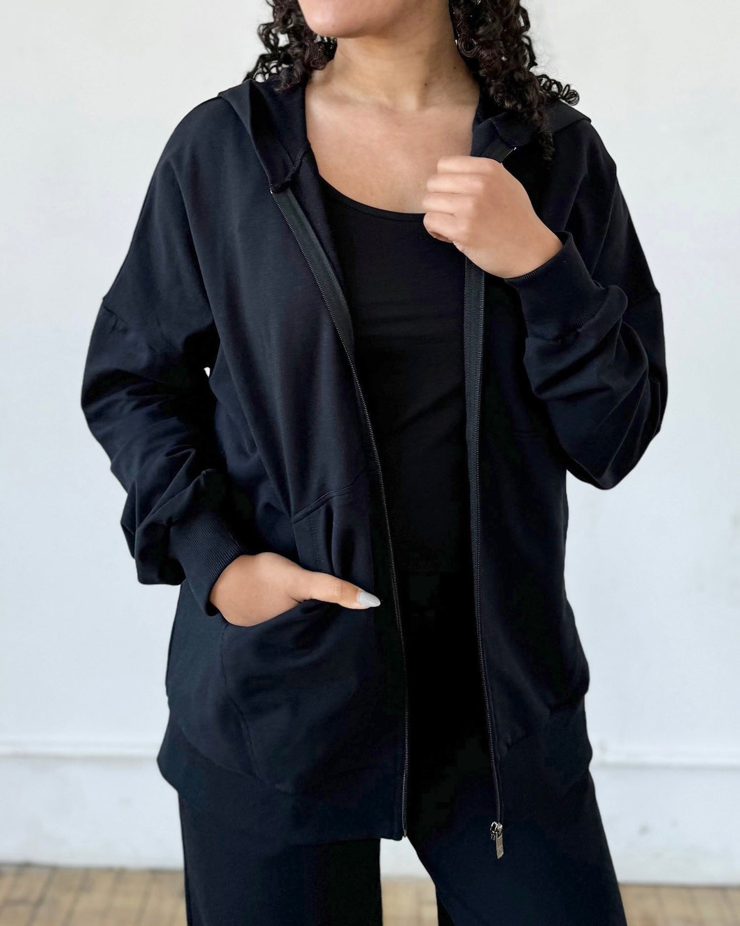 CHARLOTTE hoodie in Black