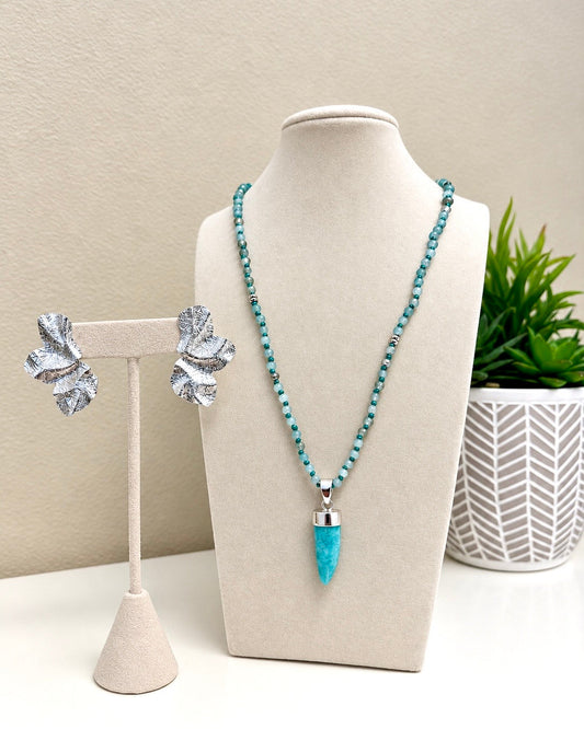 Larimar and Leaf Set