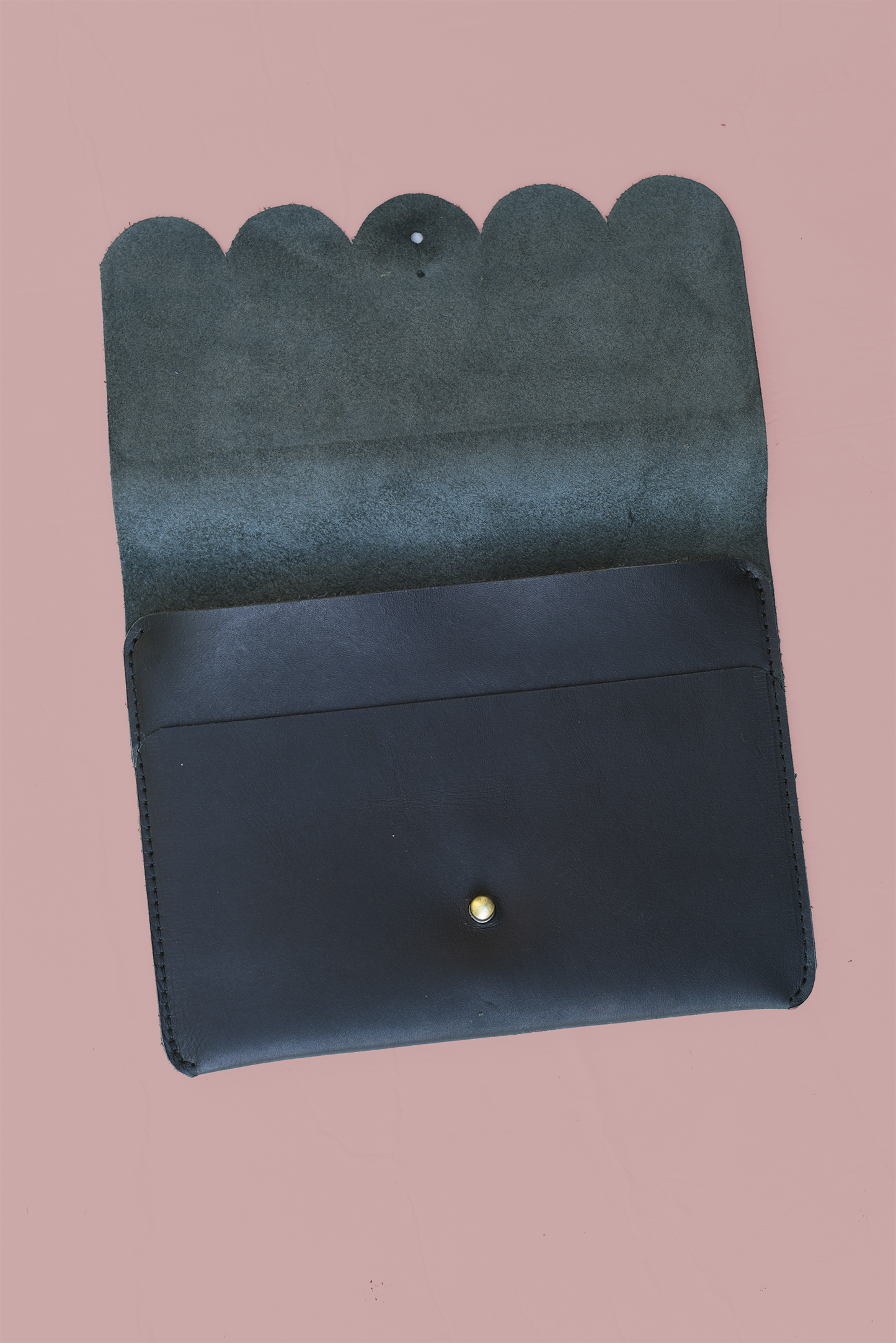 Mahjong Scallop Leather Card Holder