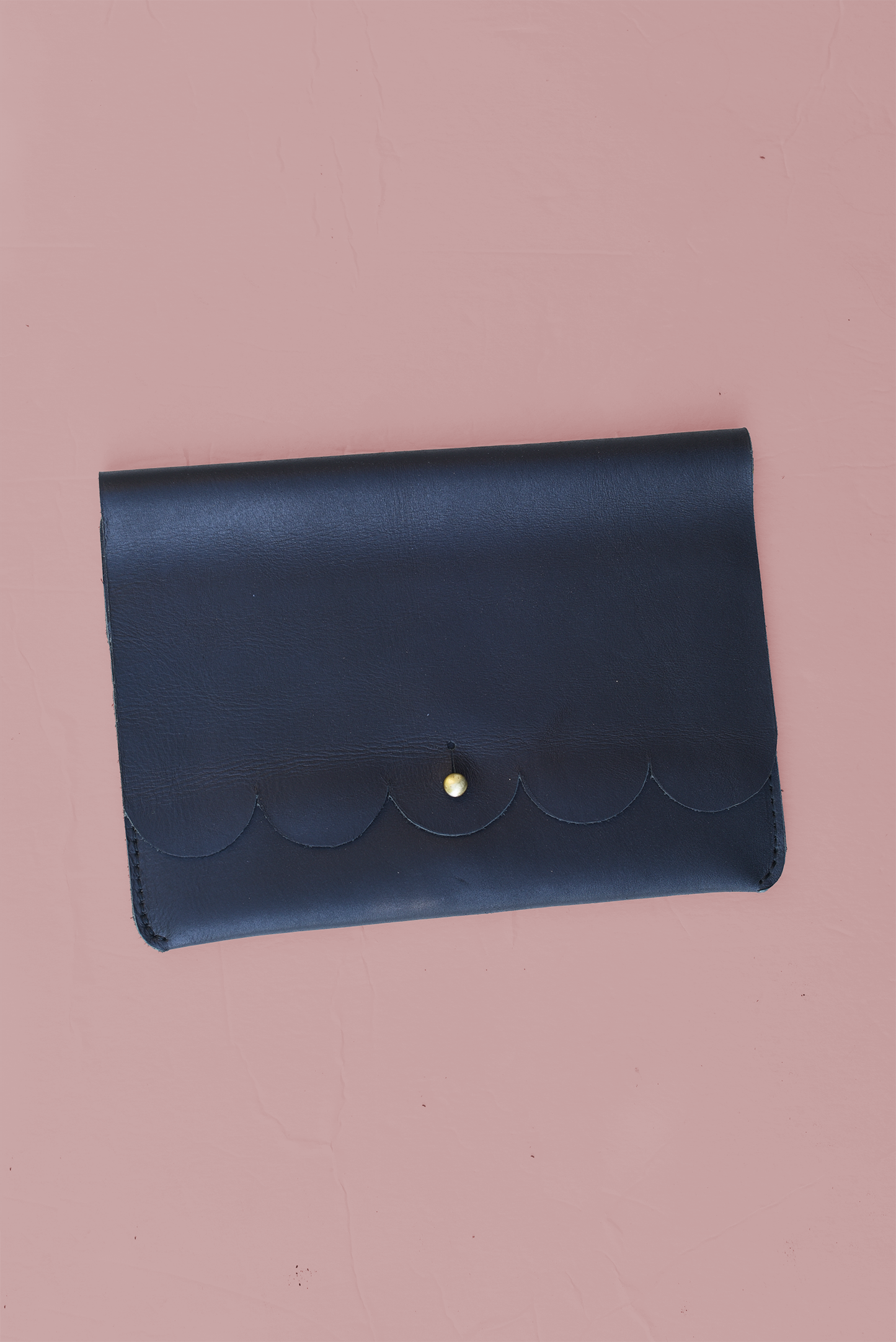 Mahjong Scallop Leather Card Holder