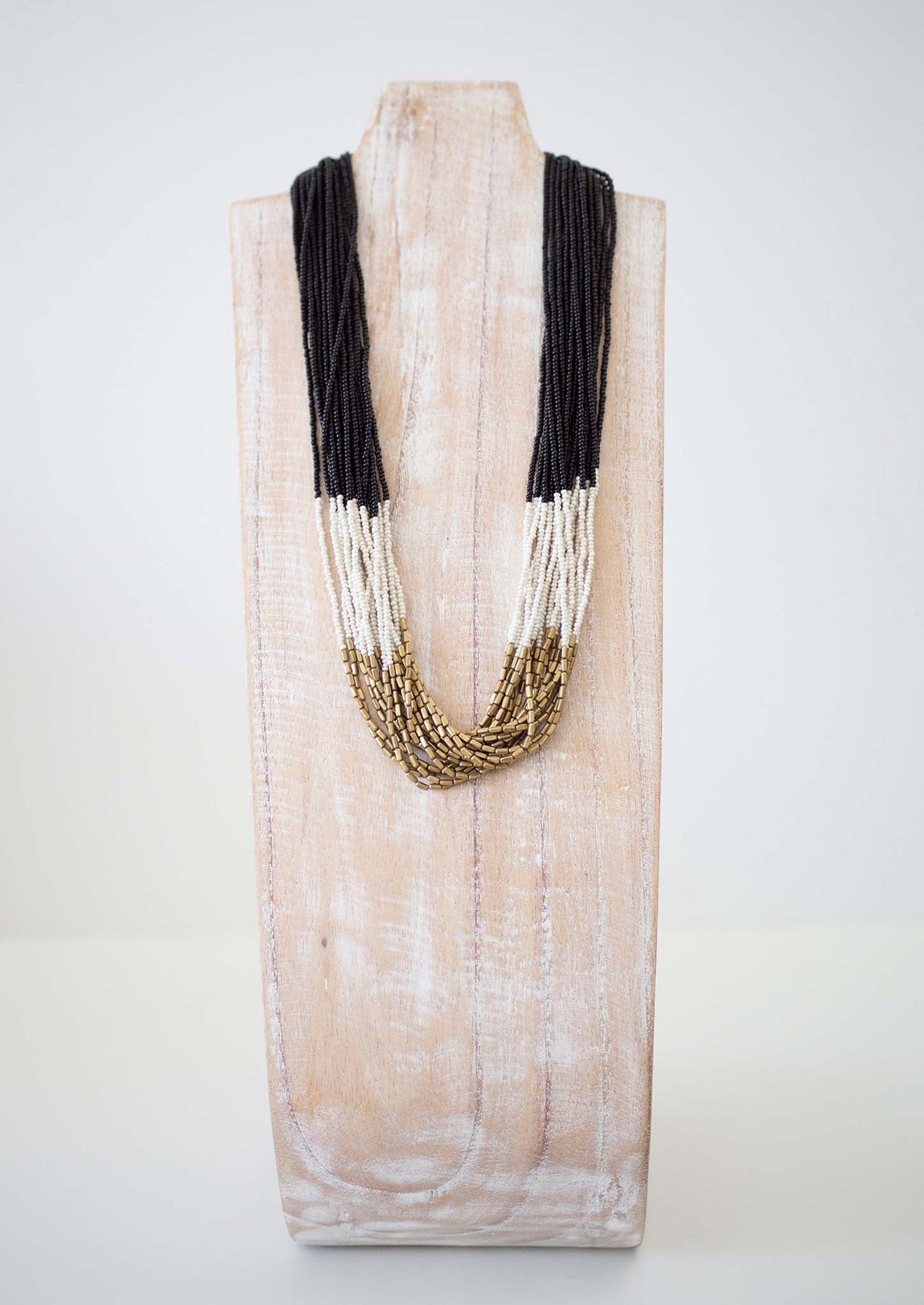 Hema Necklace - Black and Cream