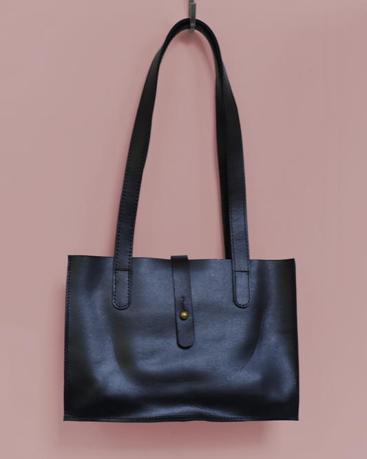 Purse and Clutch - Convertible Midsized Handbag