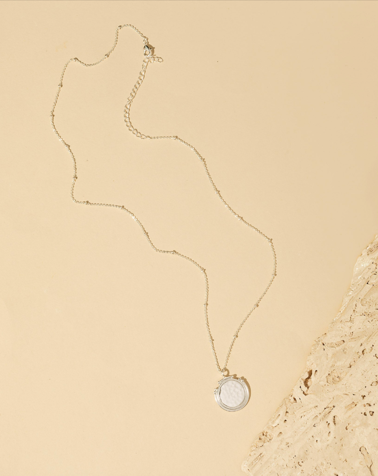 Nova Medallion Necklace - Silver