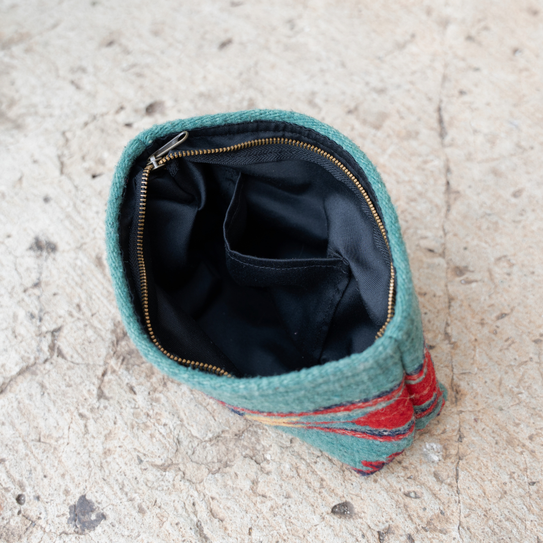 Sun & Sea Pouch